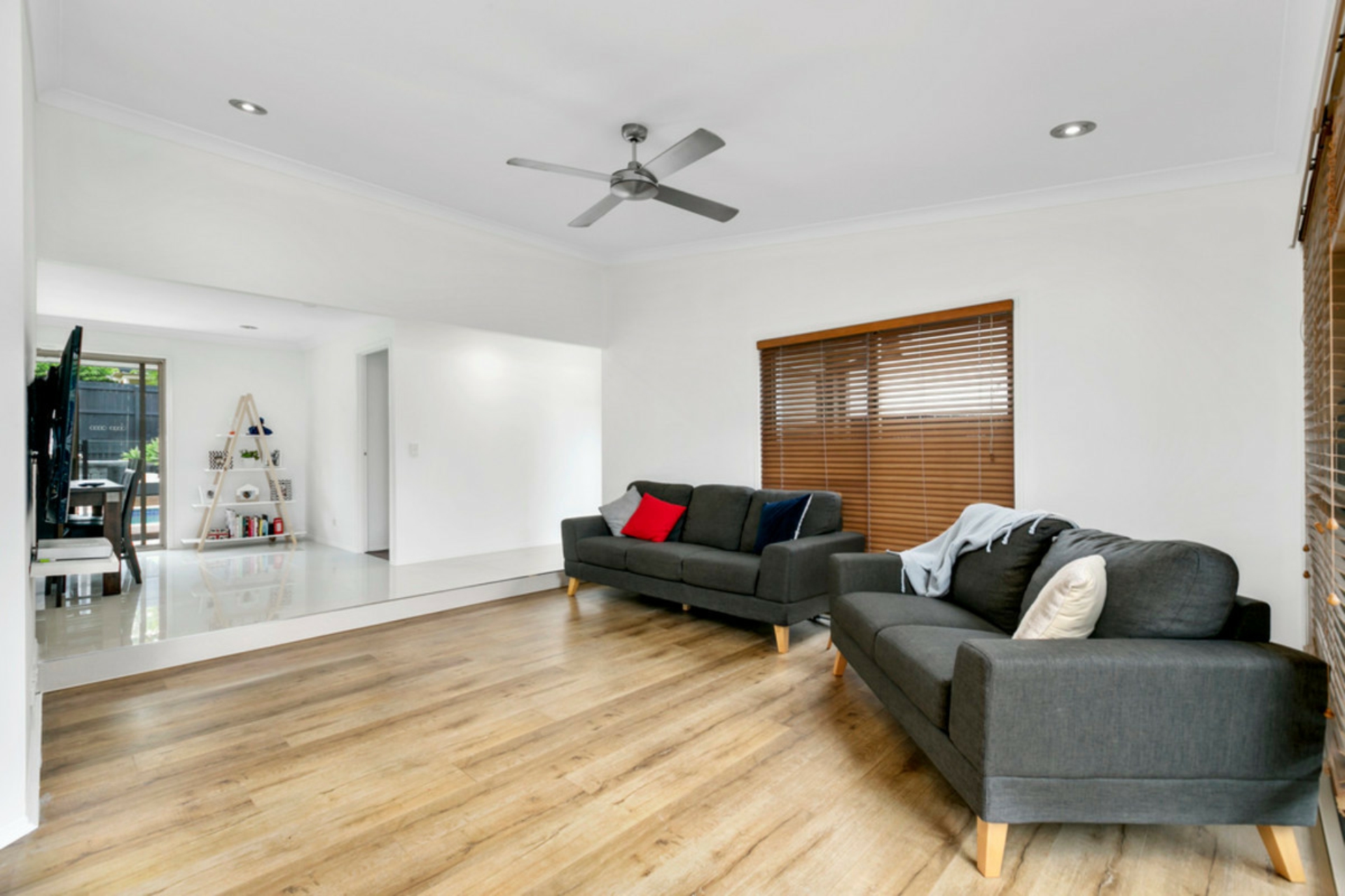 13 Bradstone Road, CARRARA