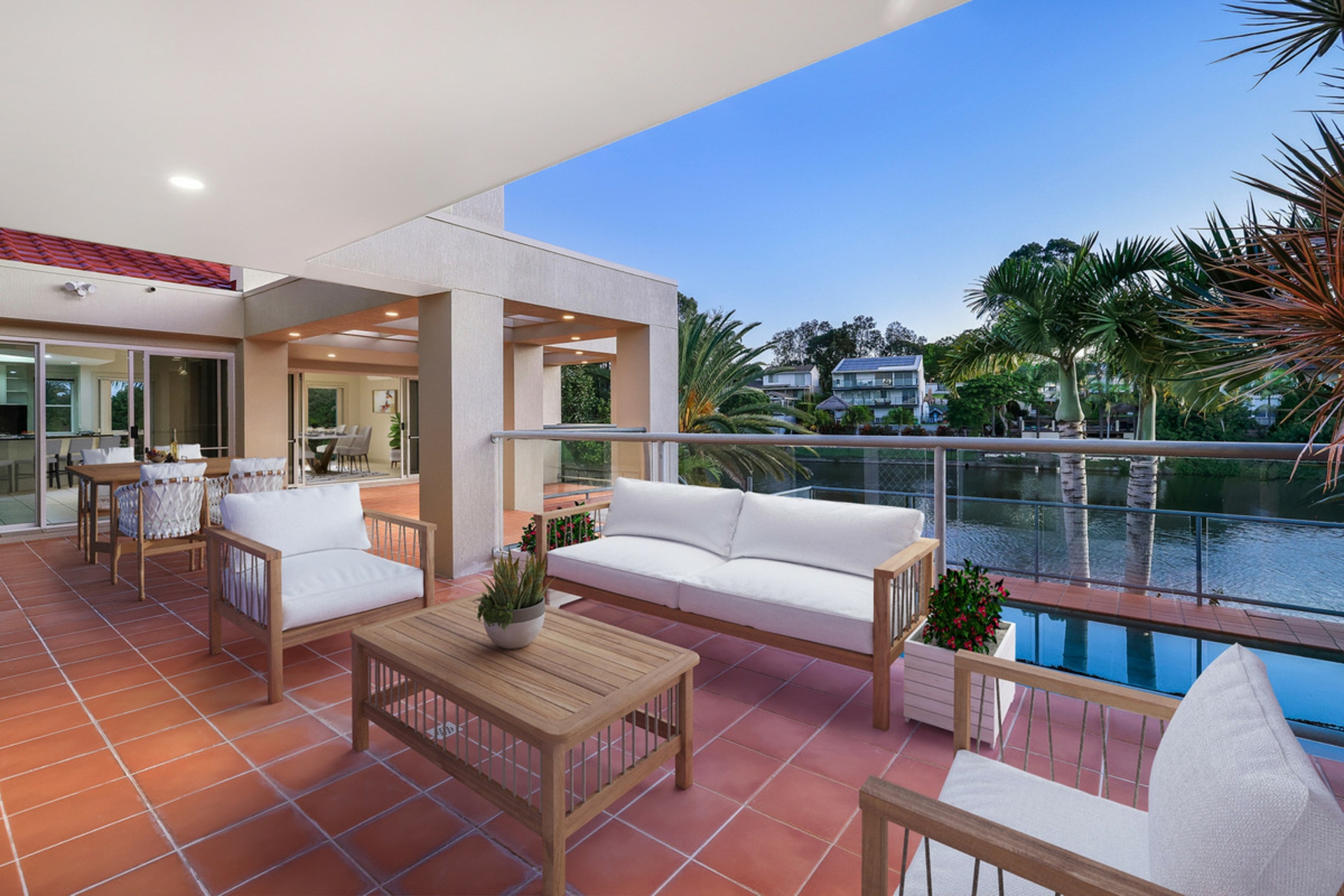 30 Kuranda Drive, ROBINA