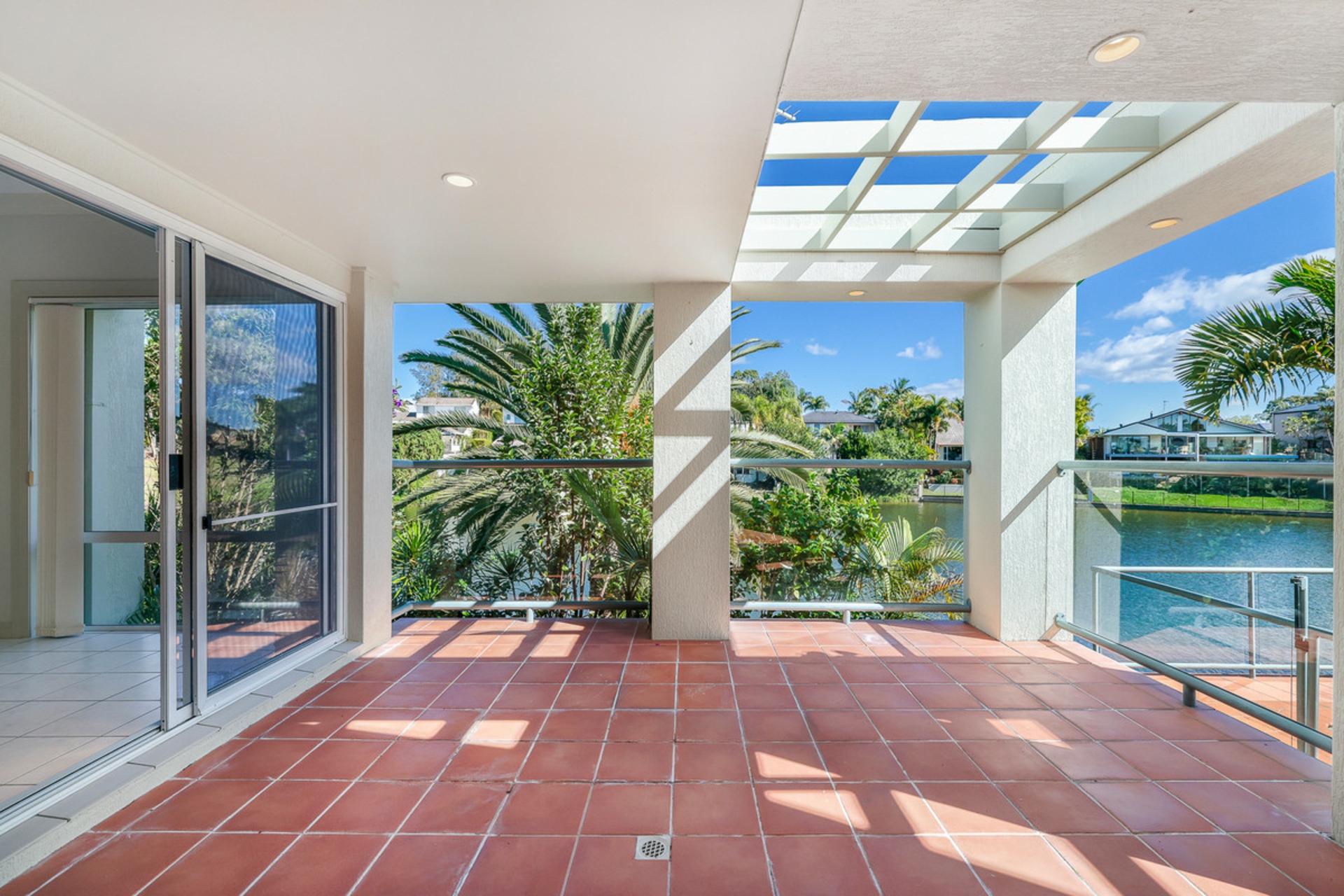 30 Kuranda Drive, ROBINA