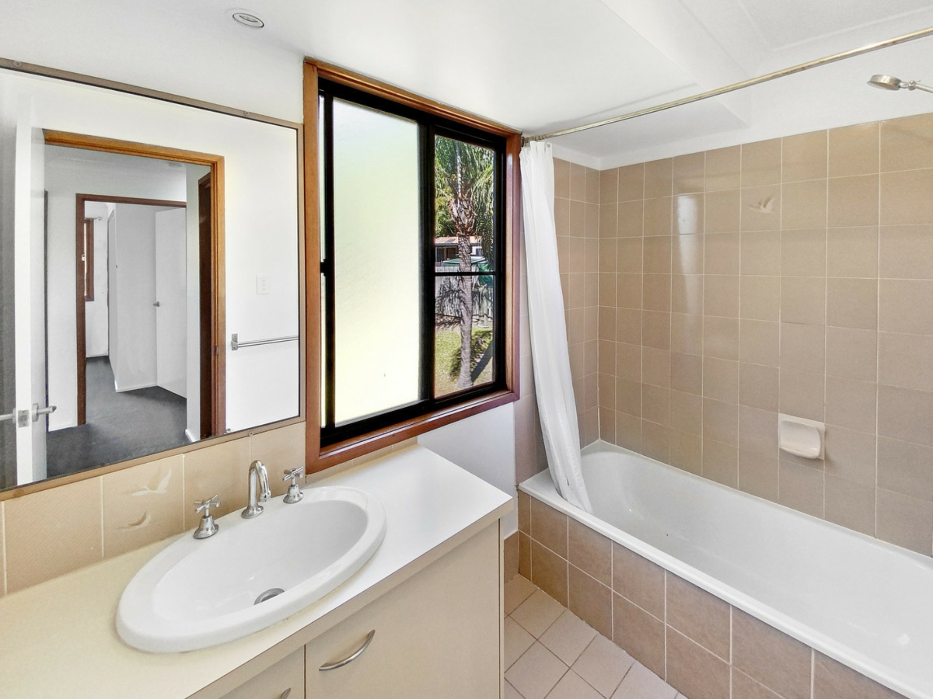 4/8 Sara Street, ASHMORE