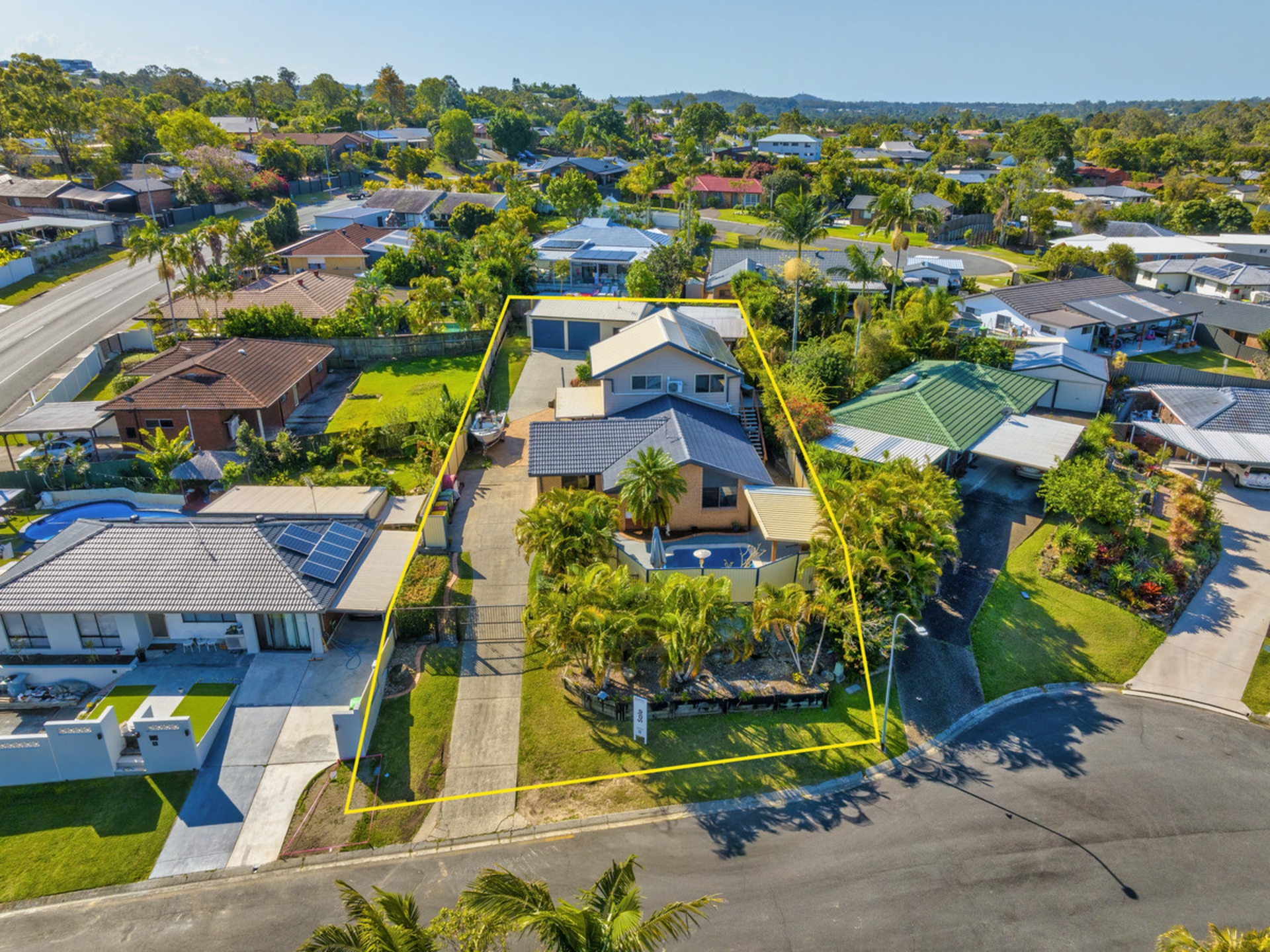 4 Rosella Court, Carrara