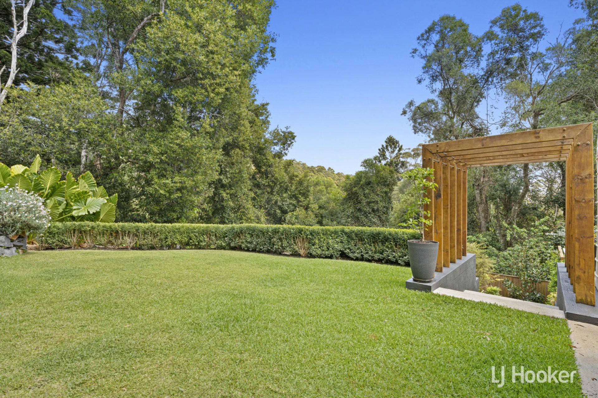 144 North Road, LOWER BEECHMONT