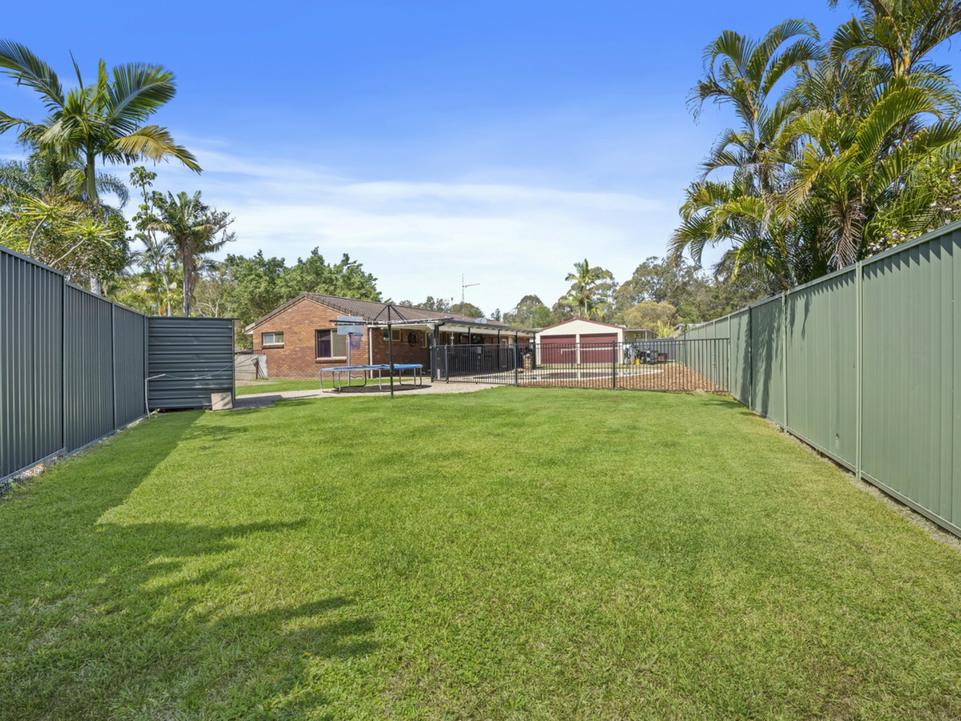 10 Jade Stone Court, CARRARA
