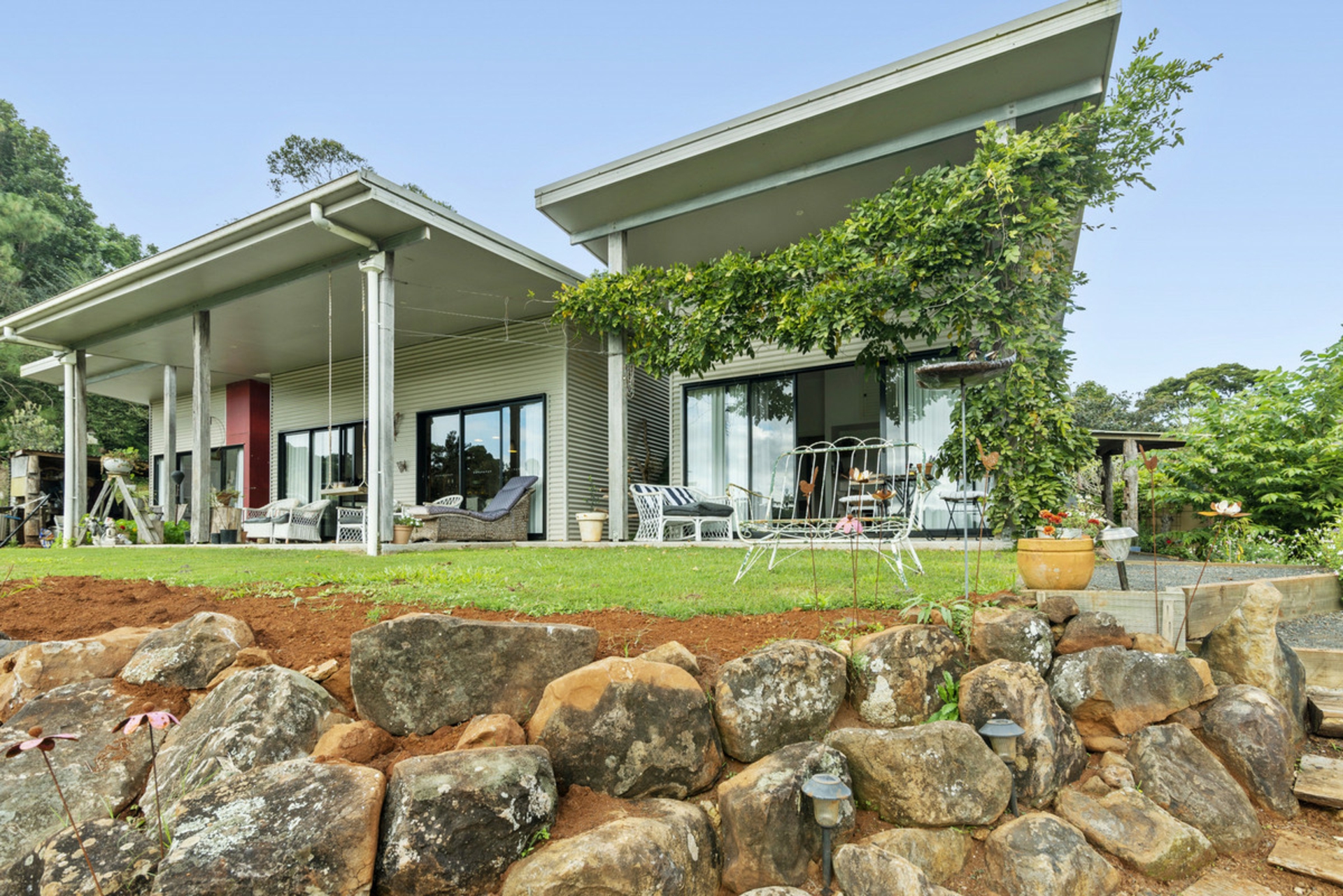 13-17 Acacia Court, Beechmont