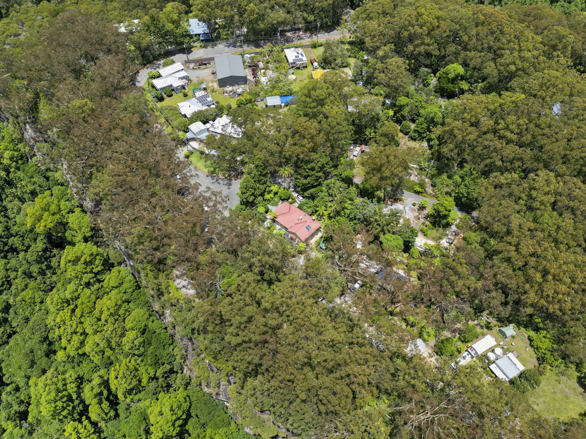 8 Canyon Parade, SPRINGBROOK