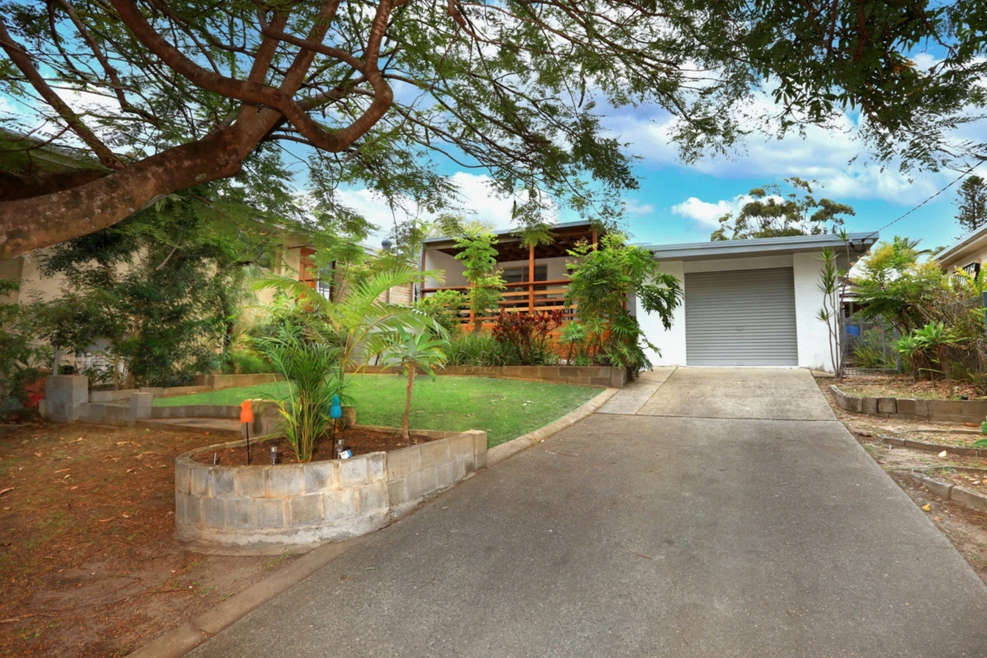 60 Benowa Road, SOUTHPORT