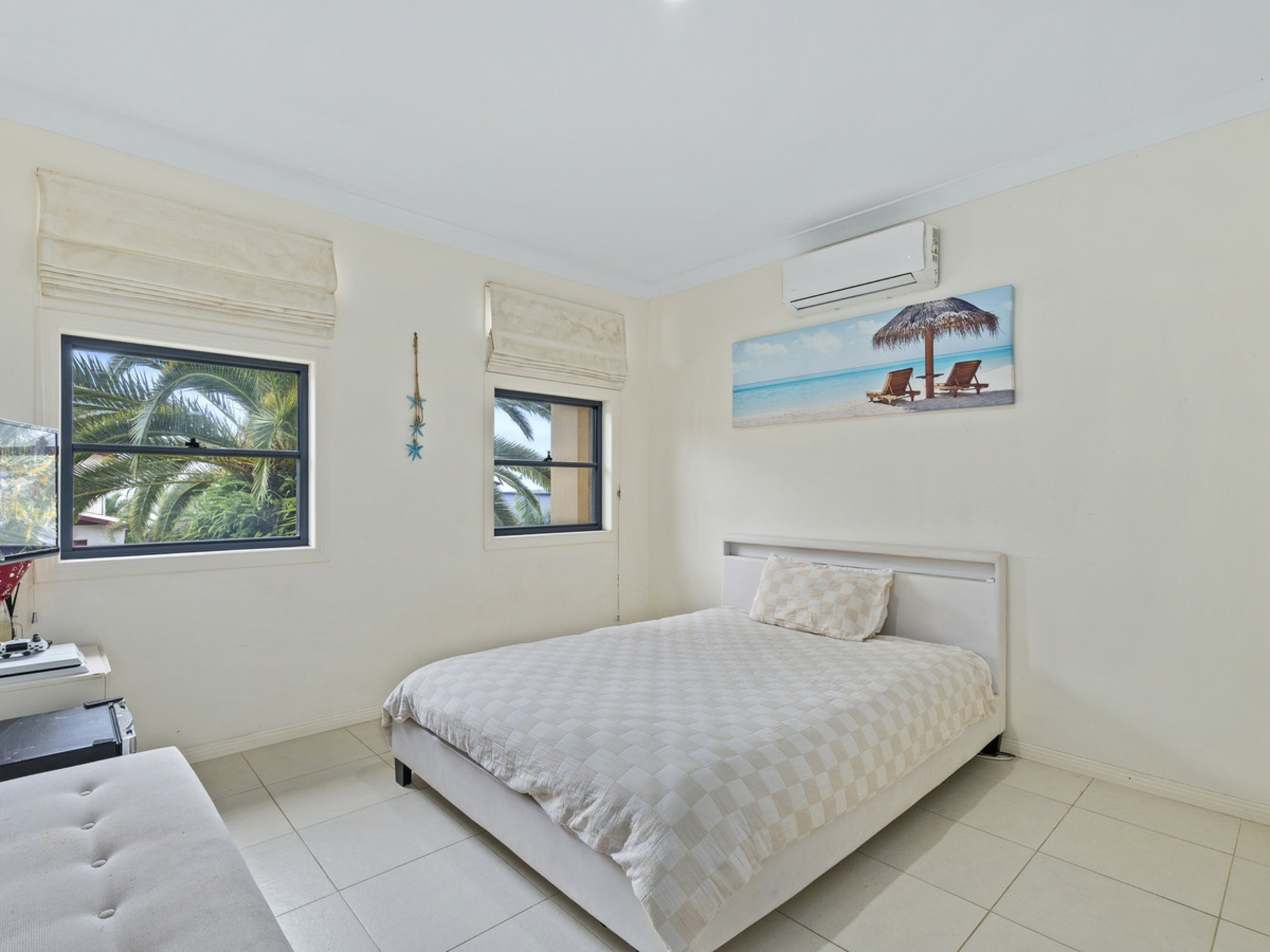8 Chevron Rise, HIGHLAND PARK