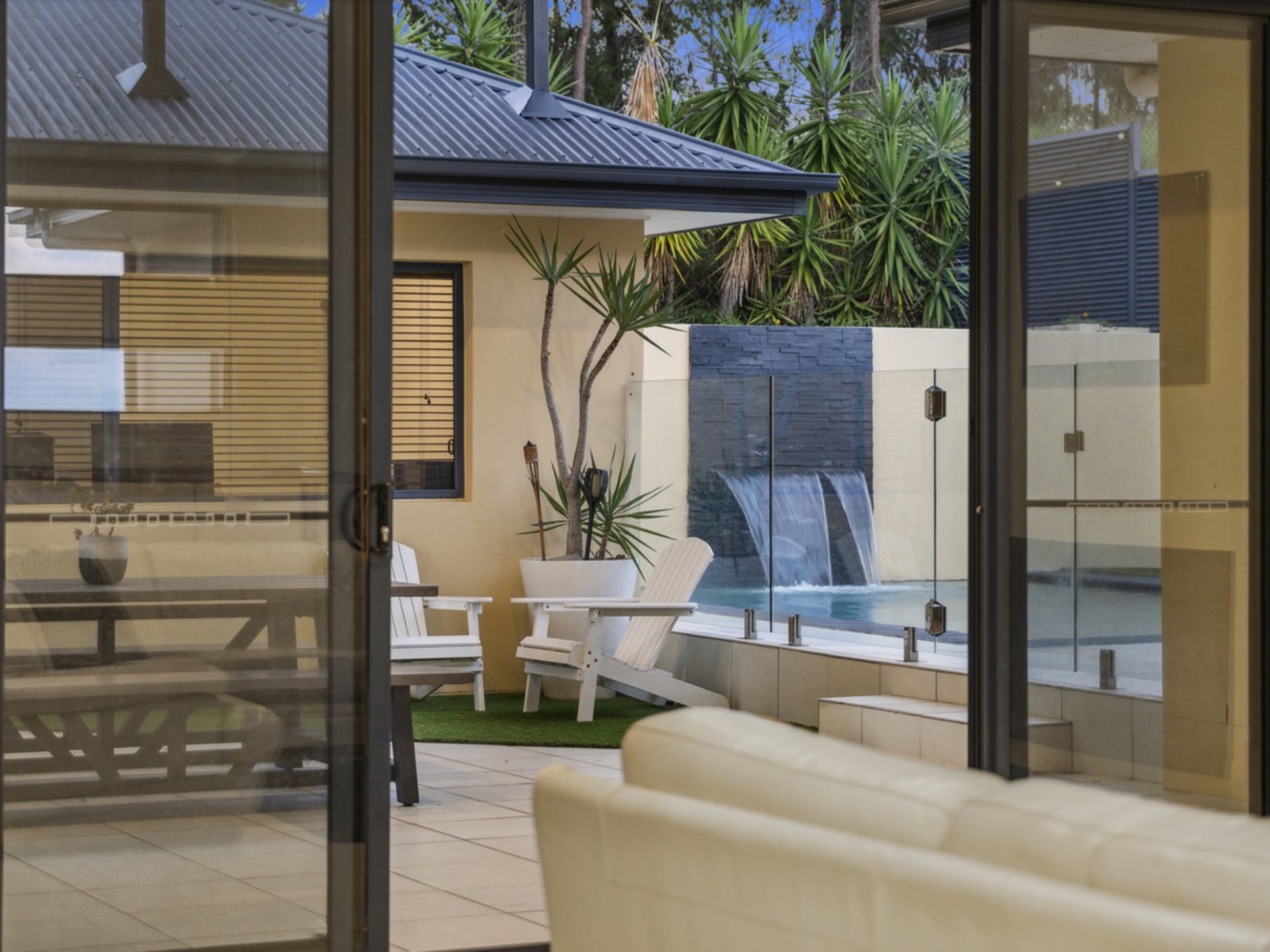 8 Chevron Rise, HIGHLAND PARK