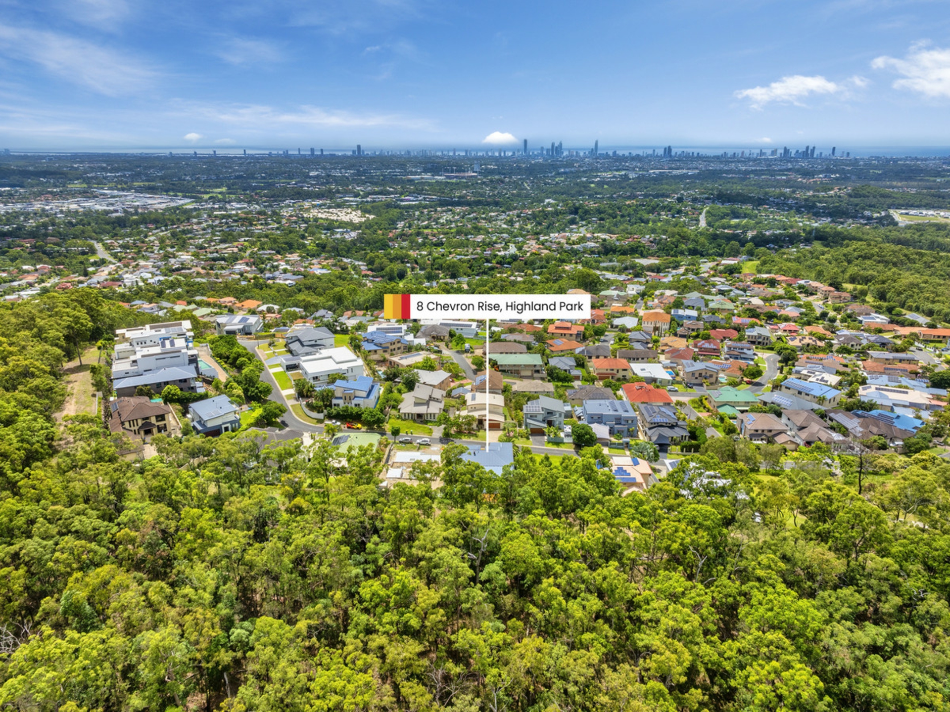 8 Chevron Rise, HIGHLAND PARK