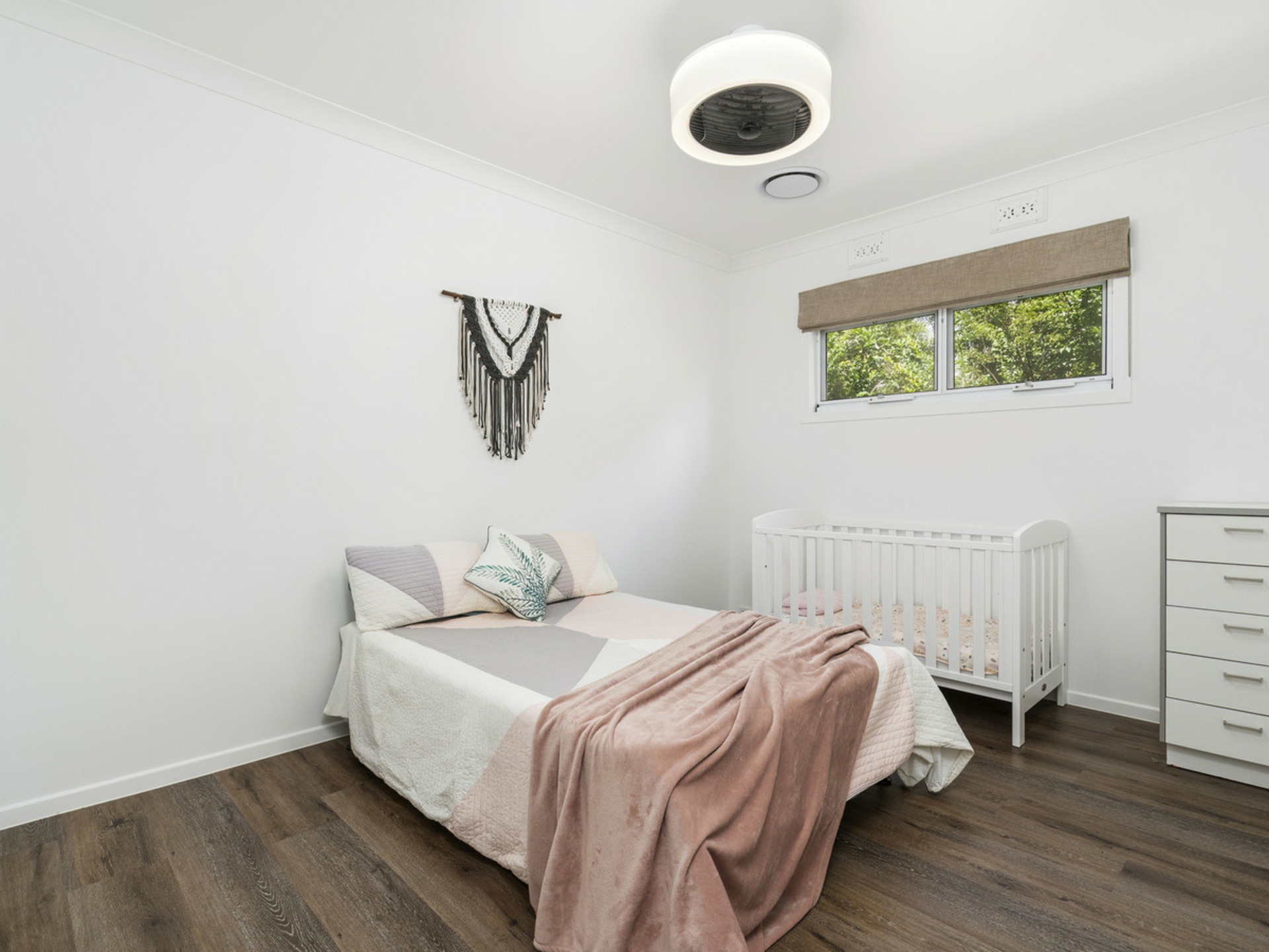 5-7 Lloyds Road, SPRINGBROOK