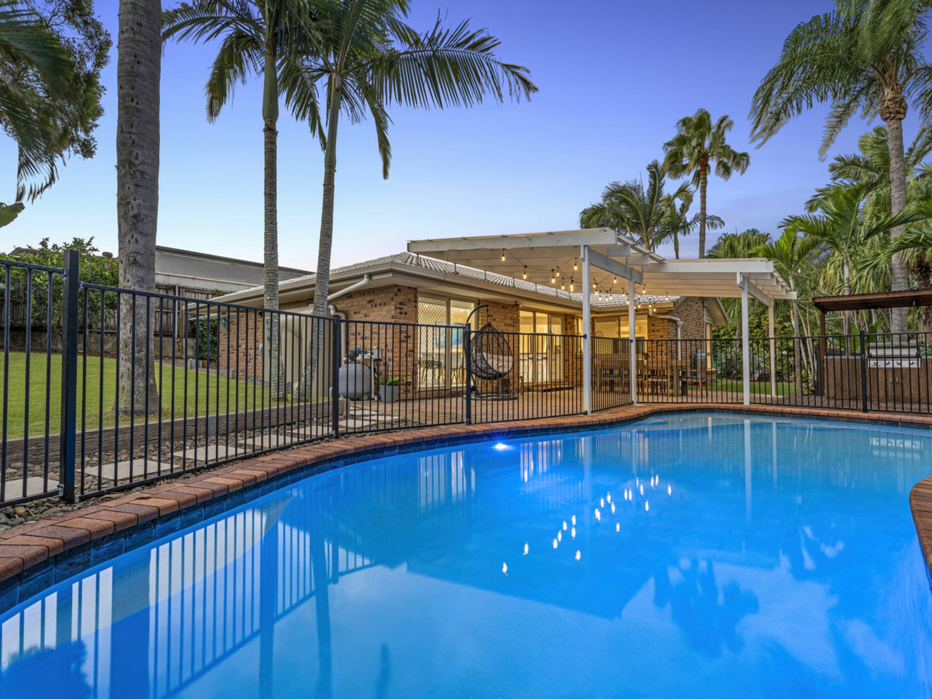 19 Marble Drive, Carrara