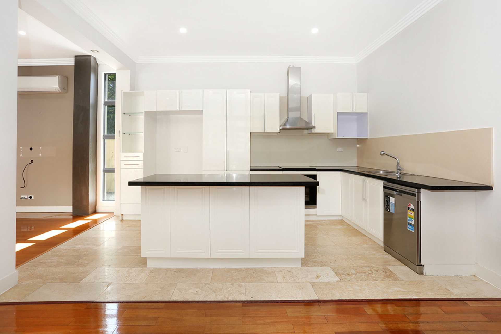 316 Bayview Street, HOLLYWELL
