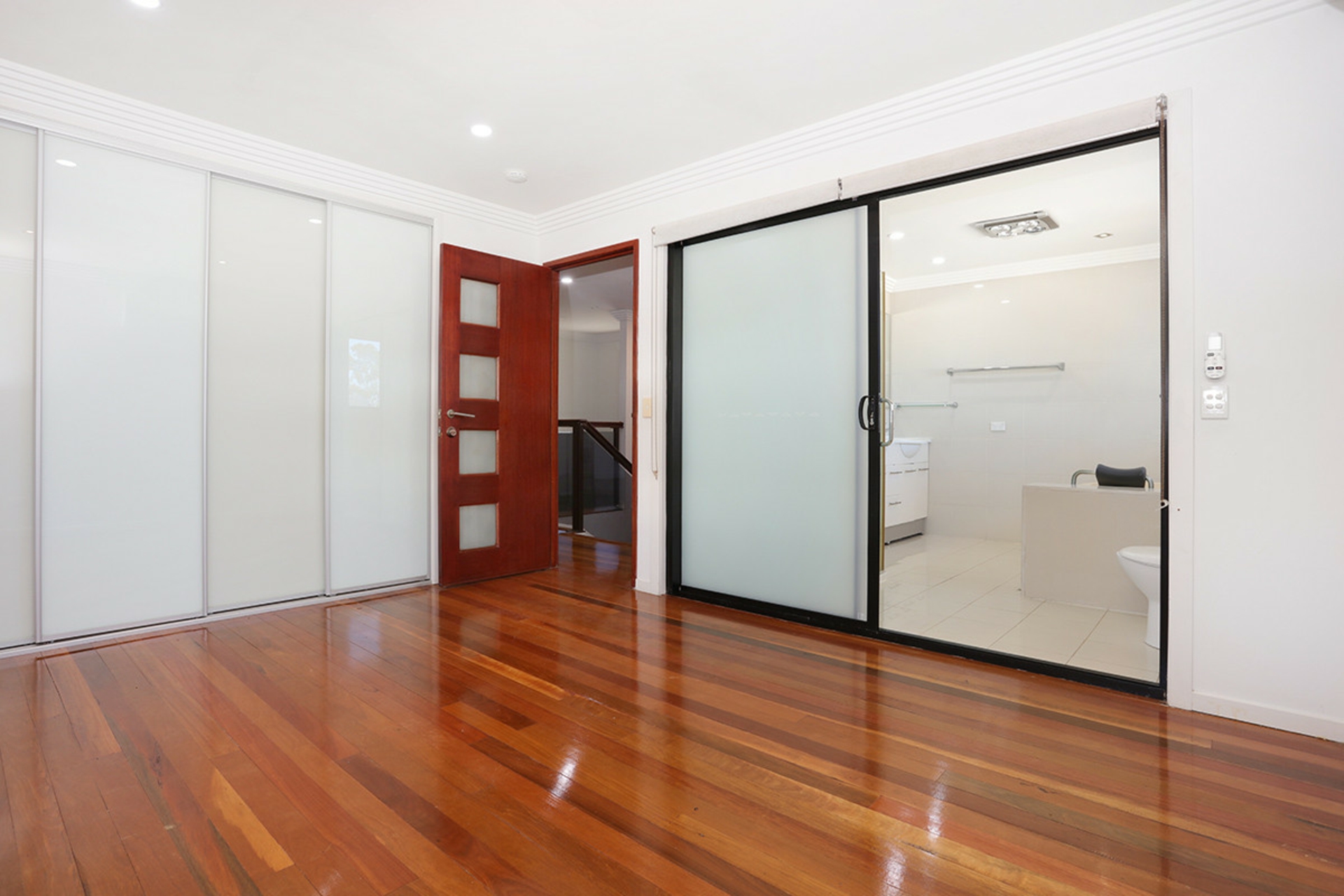 316 Bayview Street, HOLLYWELL