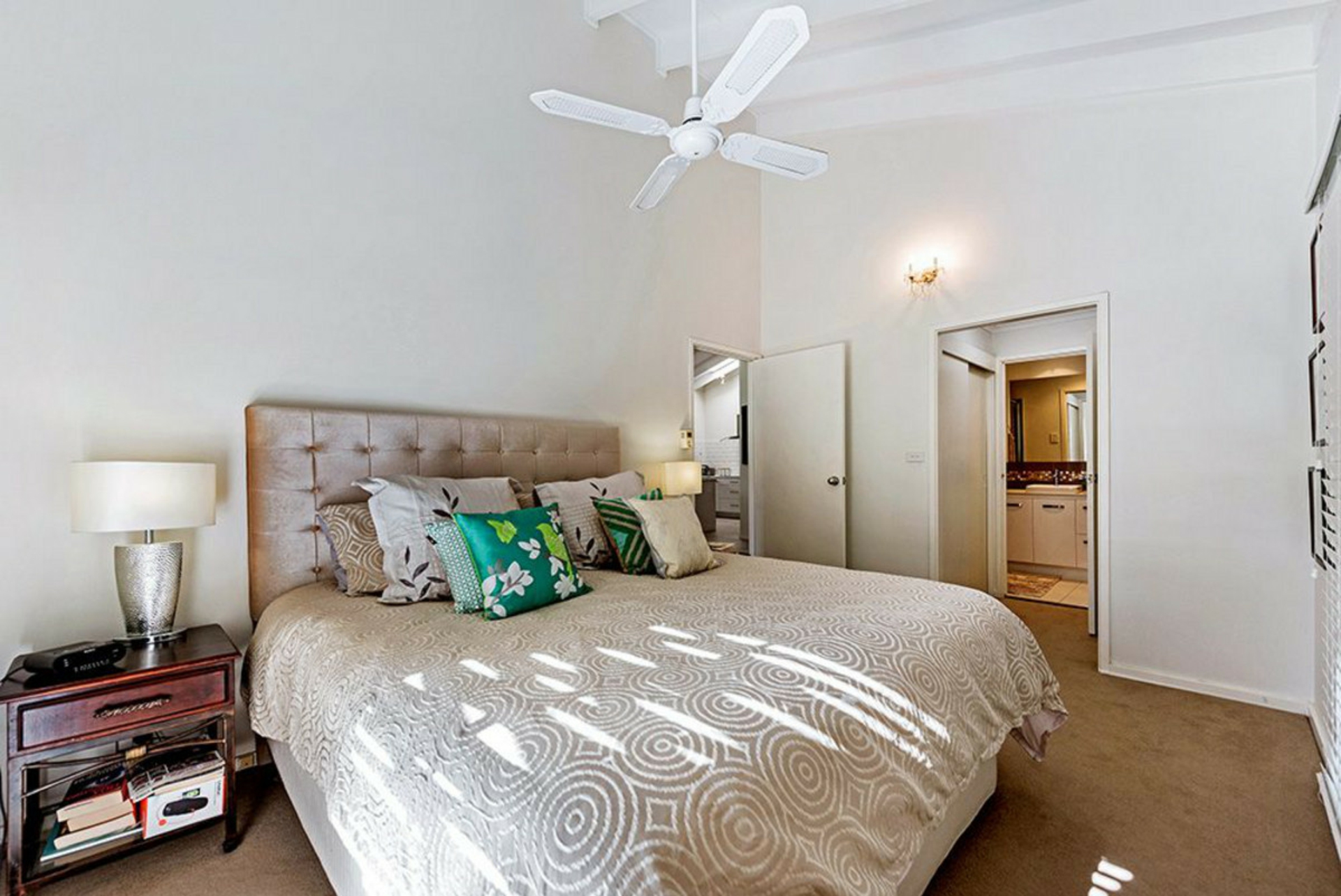 1/4 Cromwell Court, TALLAI