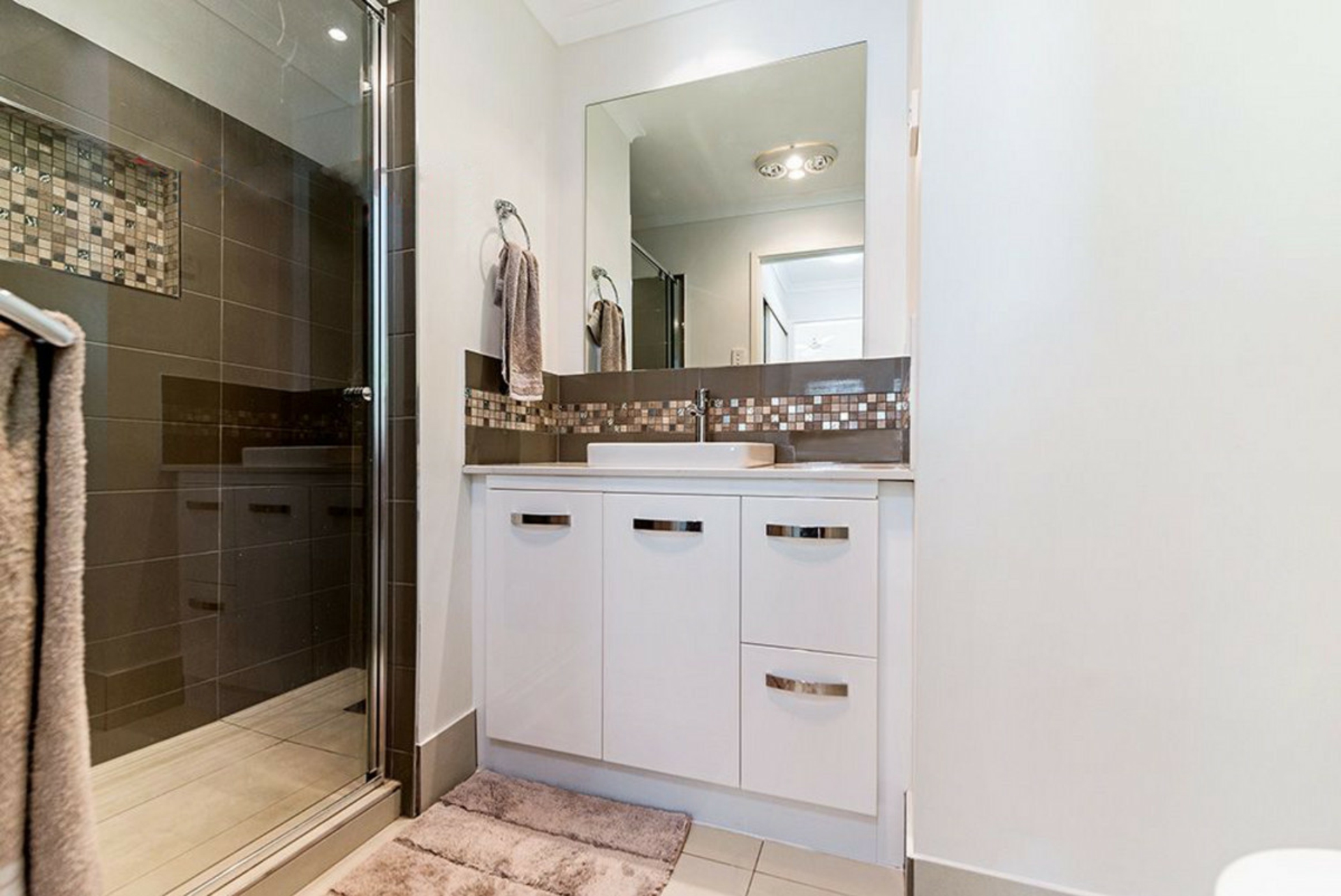 1/4 Cromwell Court, TALLAI