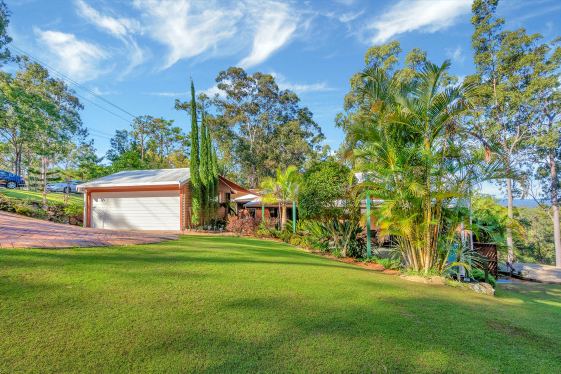 49 Arunta Drive, Mount Nathan