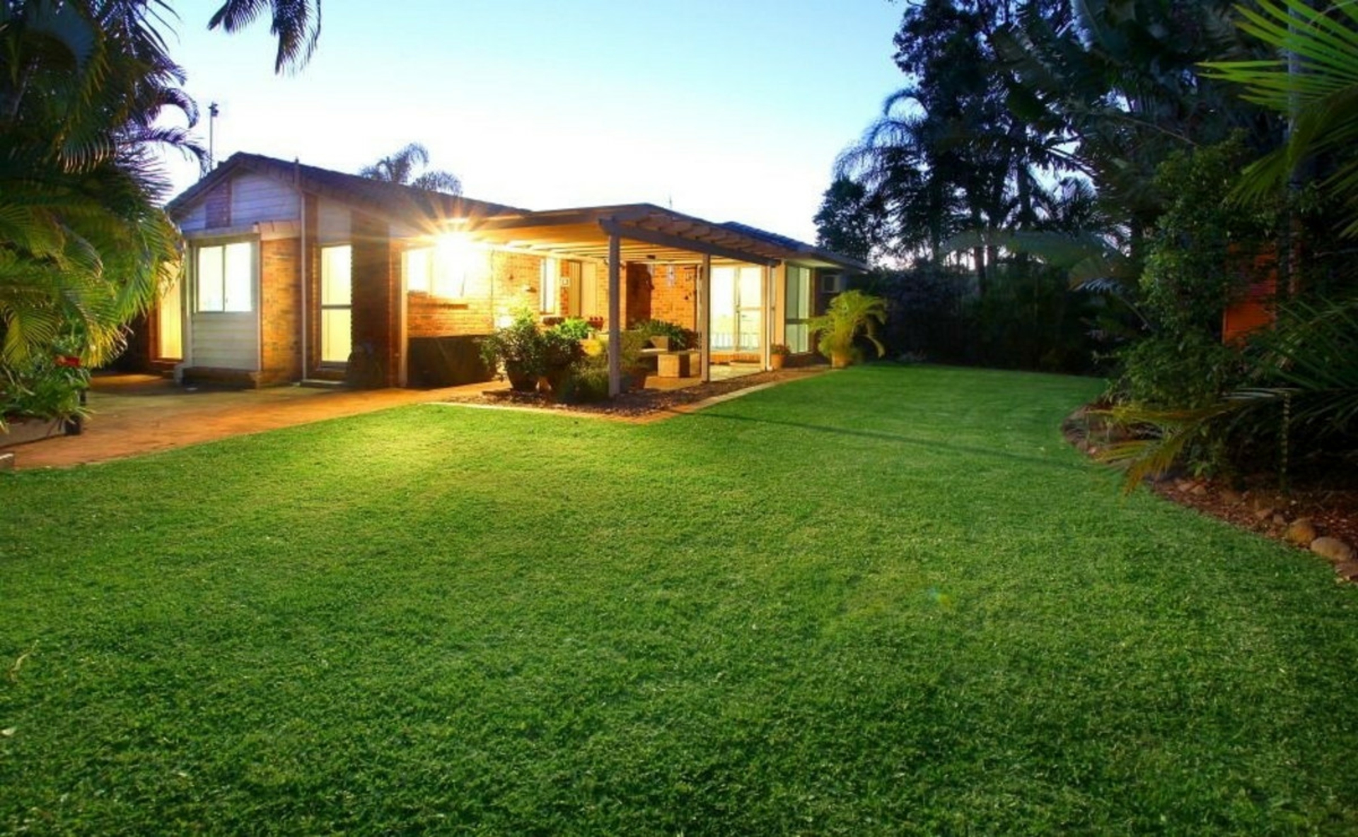 4 Widford Court, Carrara