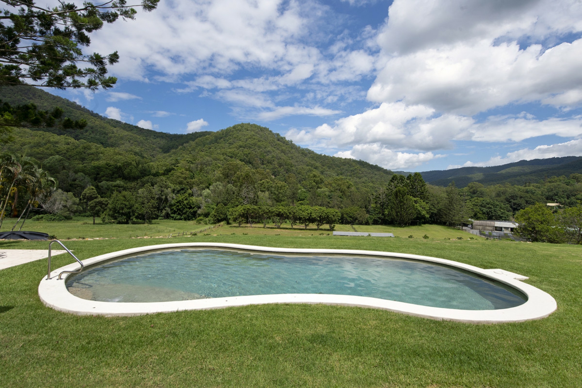 48 Clagiraba Road, CLAGIRABA