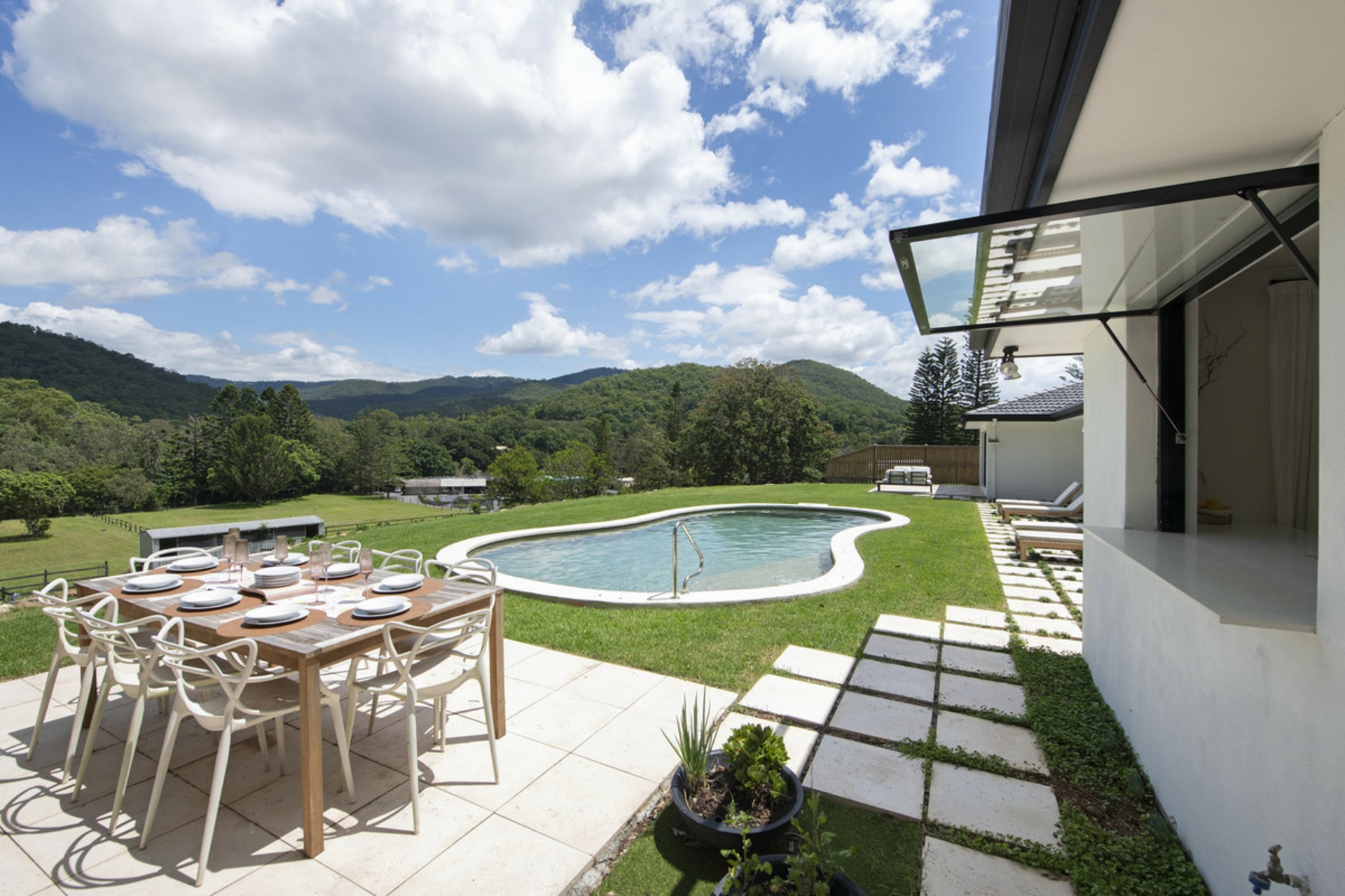 48 Clagiraba Road, CLAGIRABA