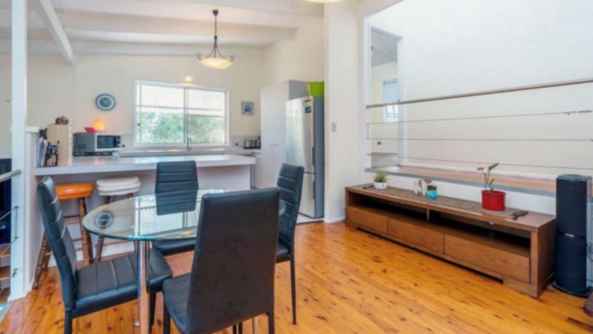 64 Plateau Crescent, CARRARA