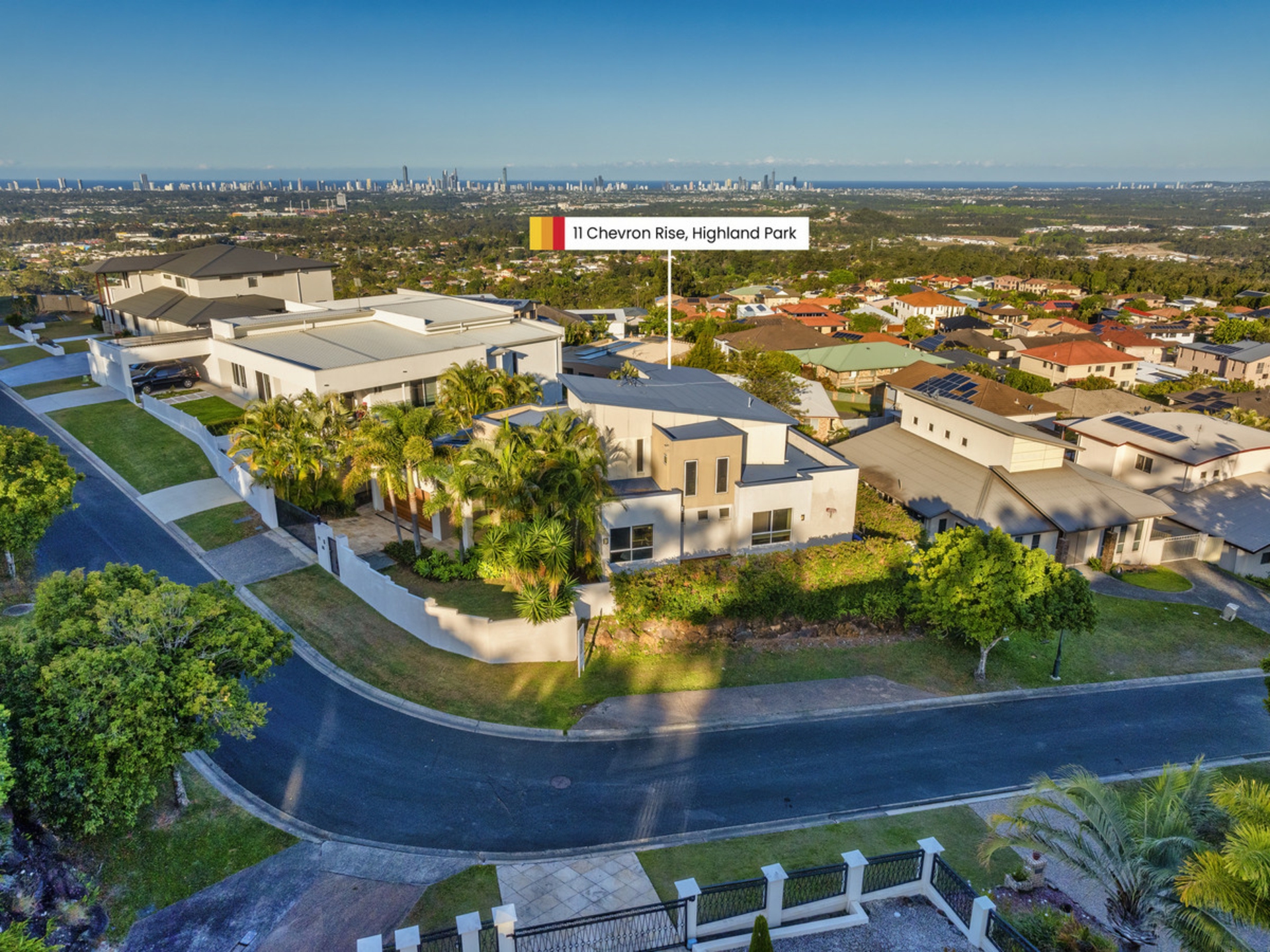 11 Chevron Rise, HIGHLAND PARK
