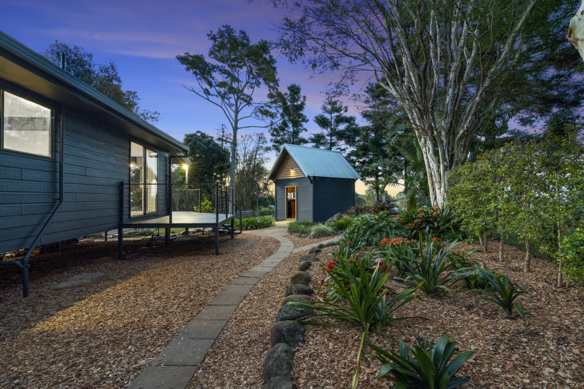 7 Poplar Court, BEECHMONT