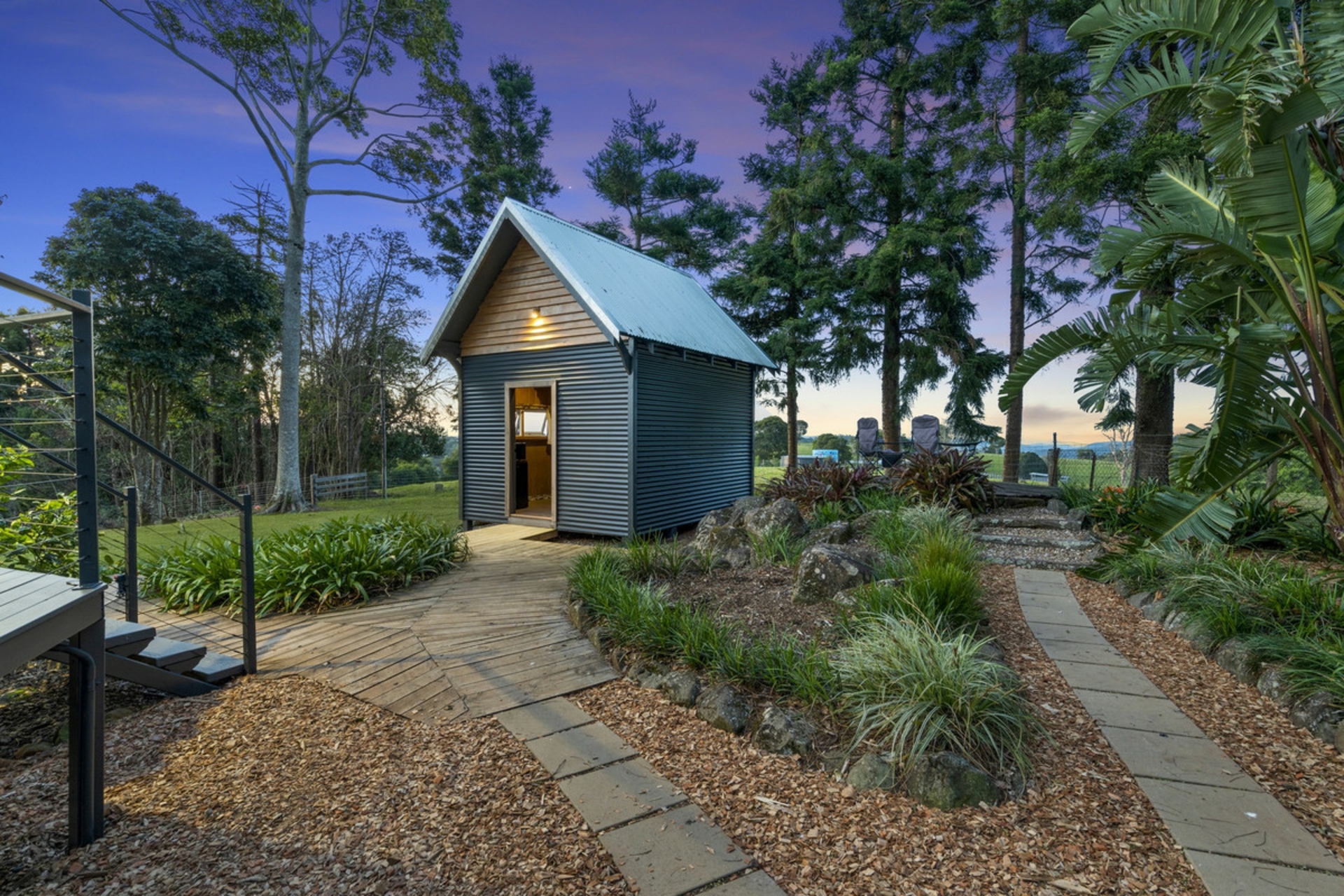 7 Poplar Court, BEECHMONT