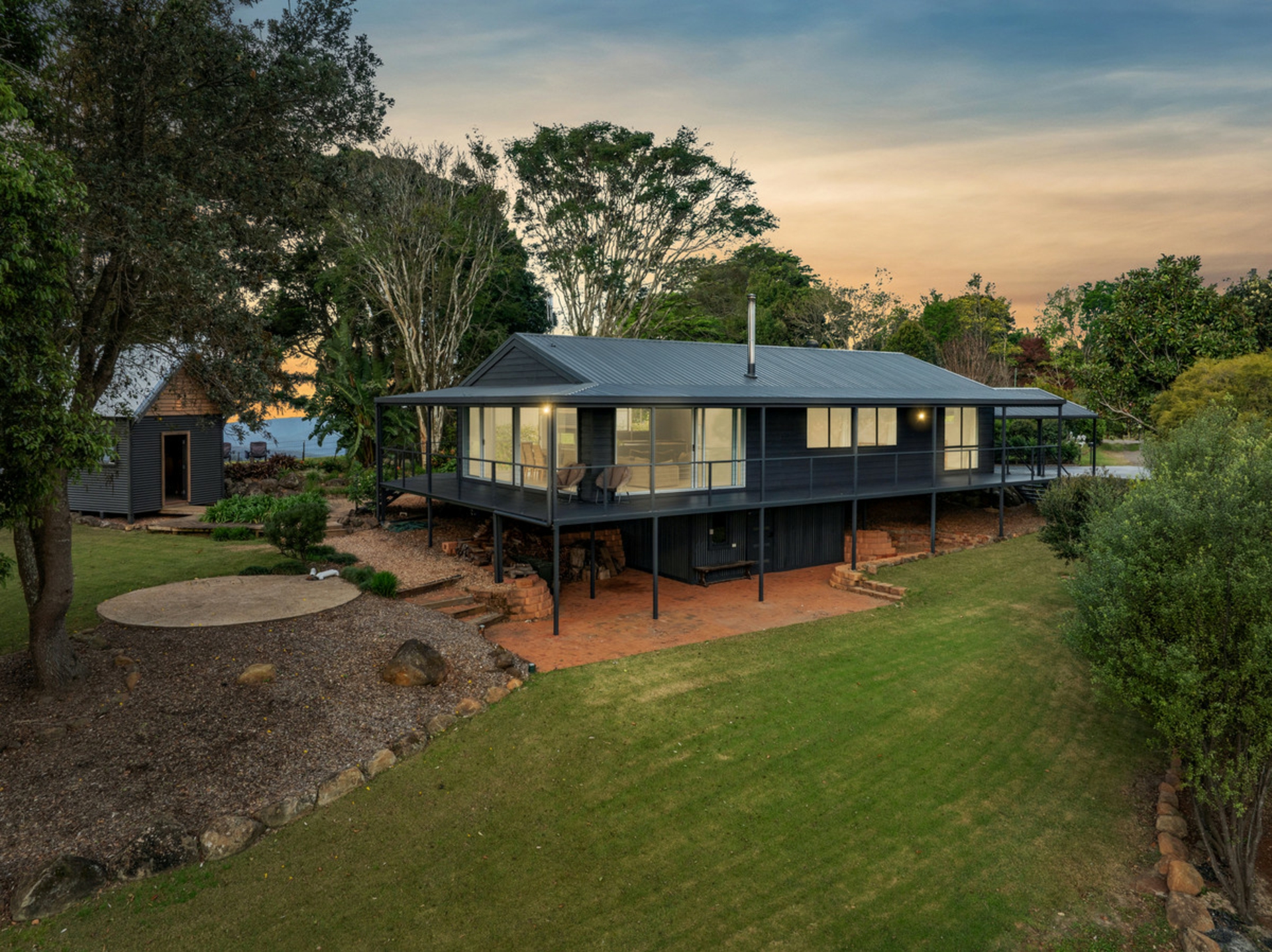 7 Poplar Court, BEECHMONT