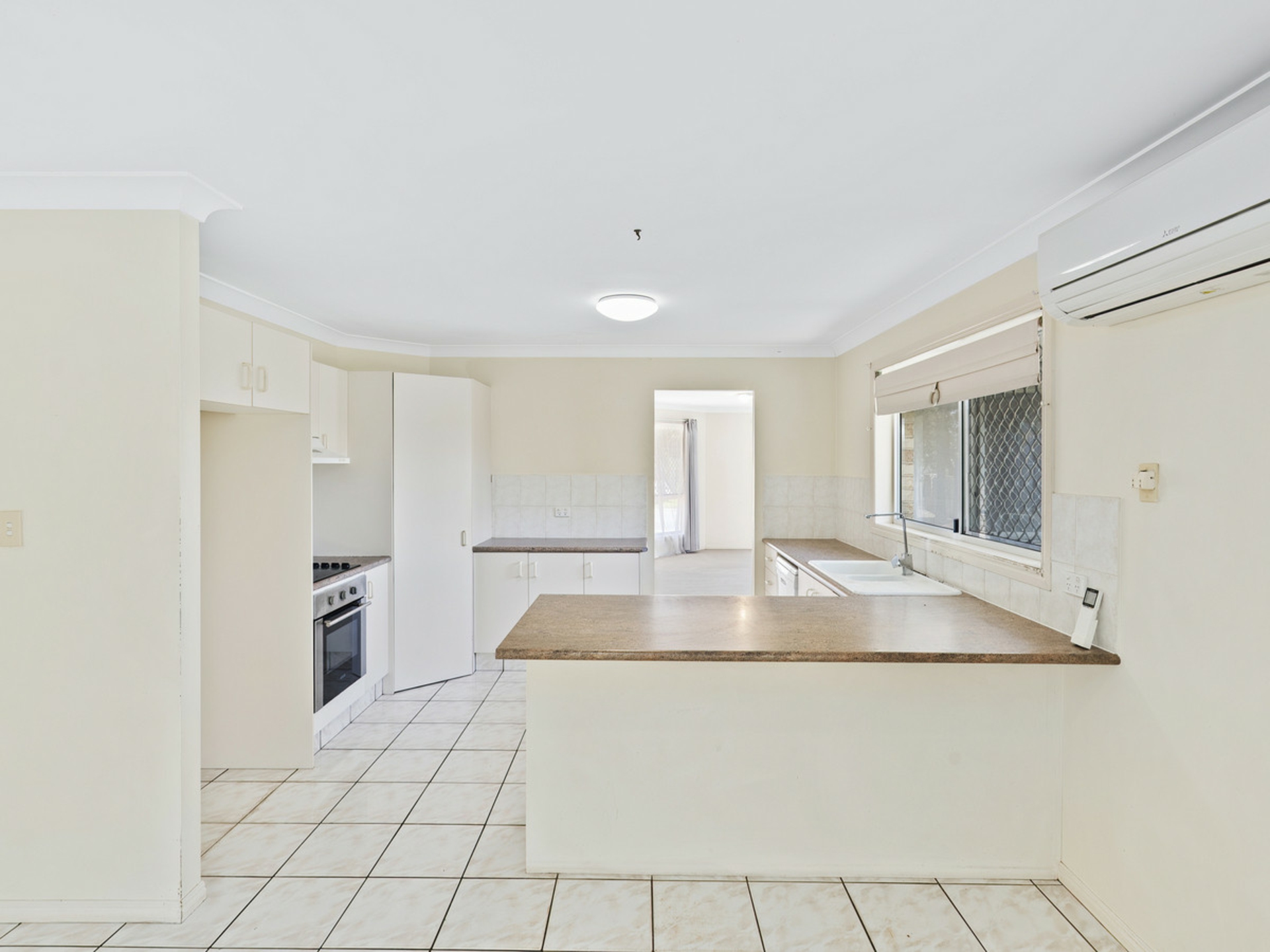 78 Coronet Crescent, BURLEIGH WATERS