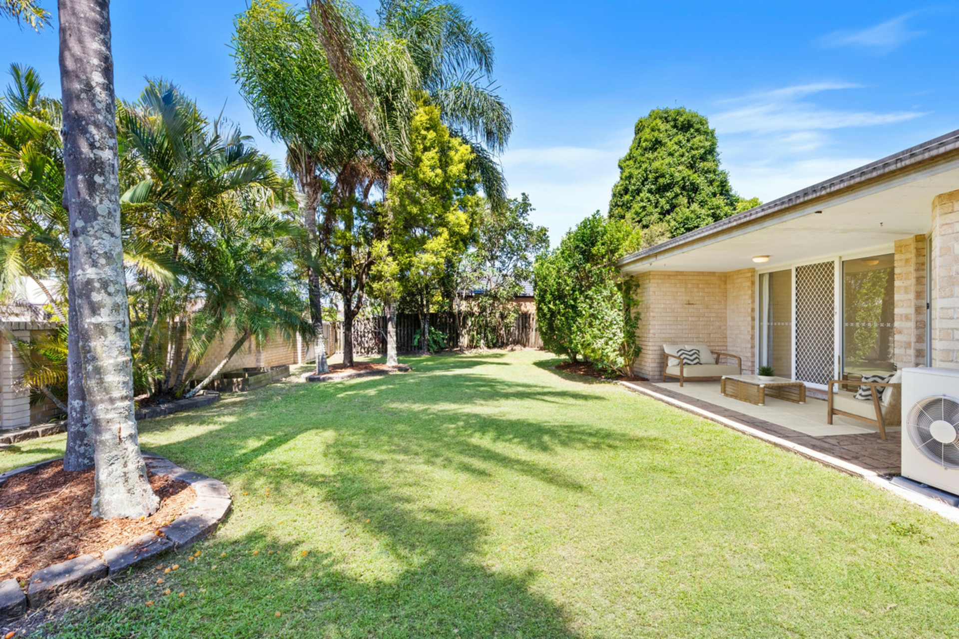 78 Coronet Crescent, BURLEIGH WATERS