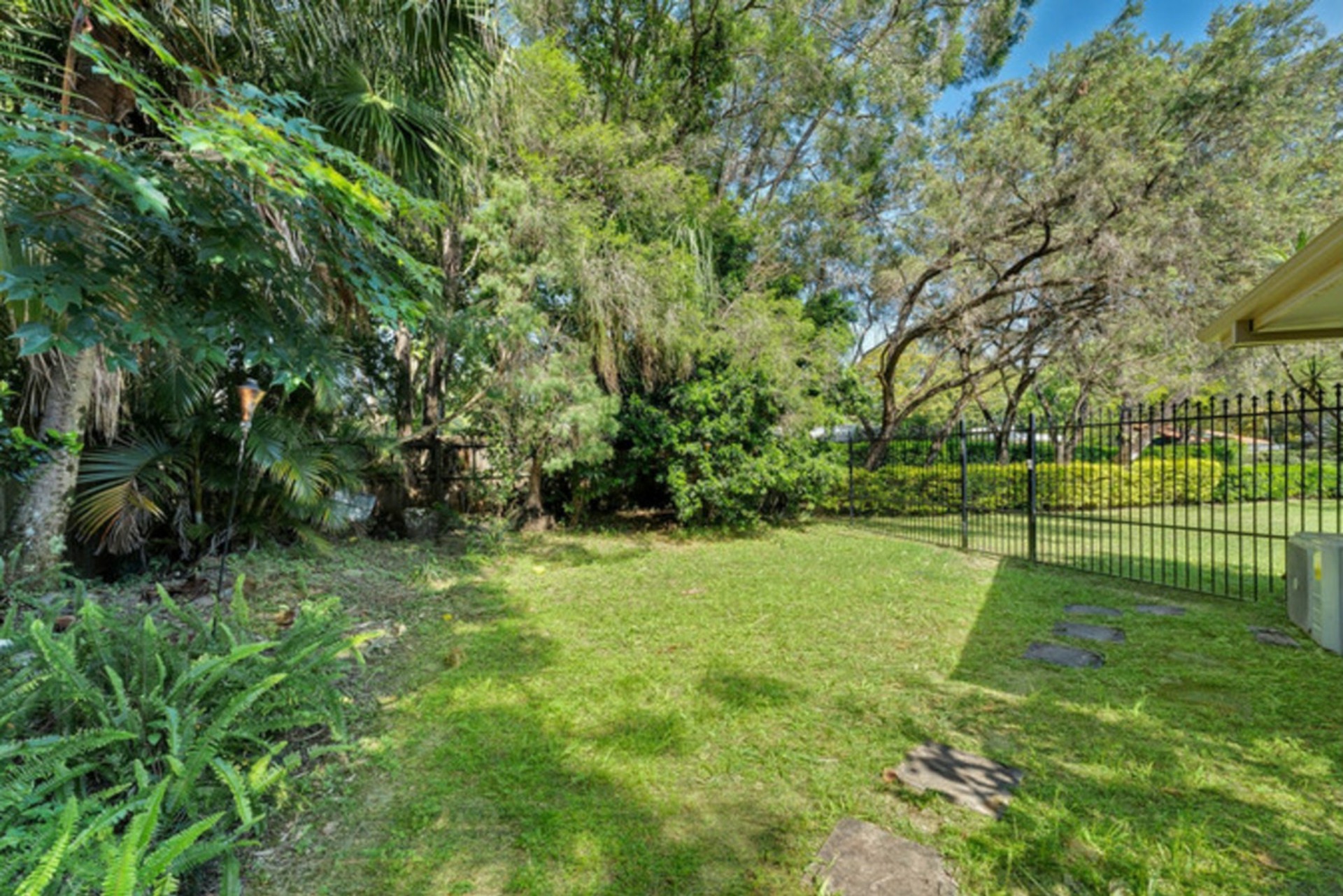 64 Riverlea Waters Drive, NERANG