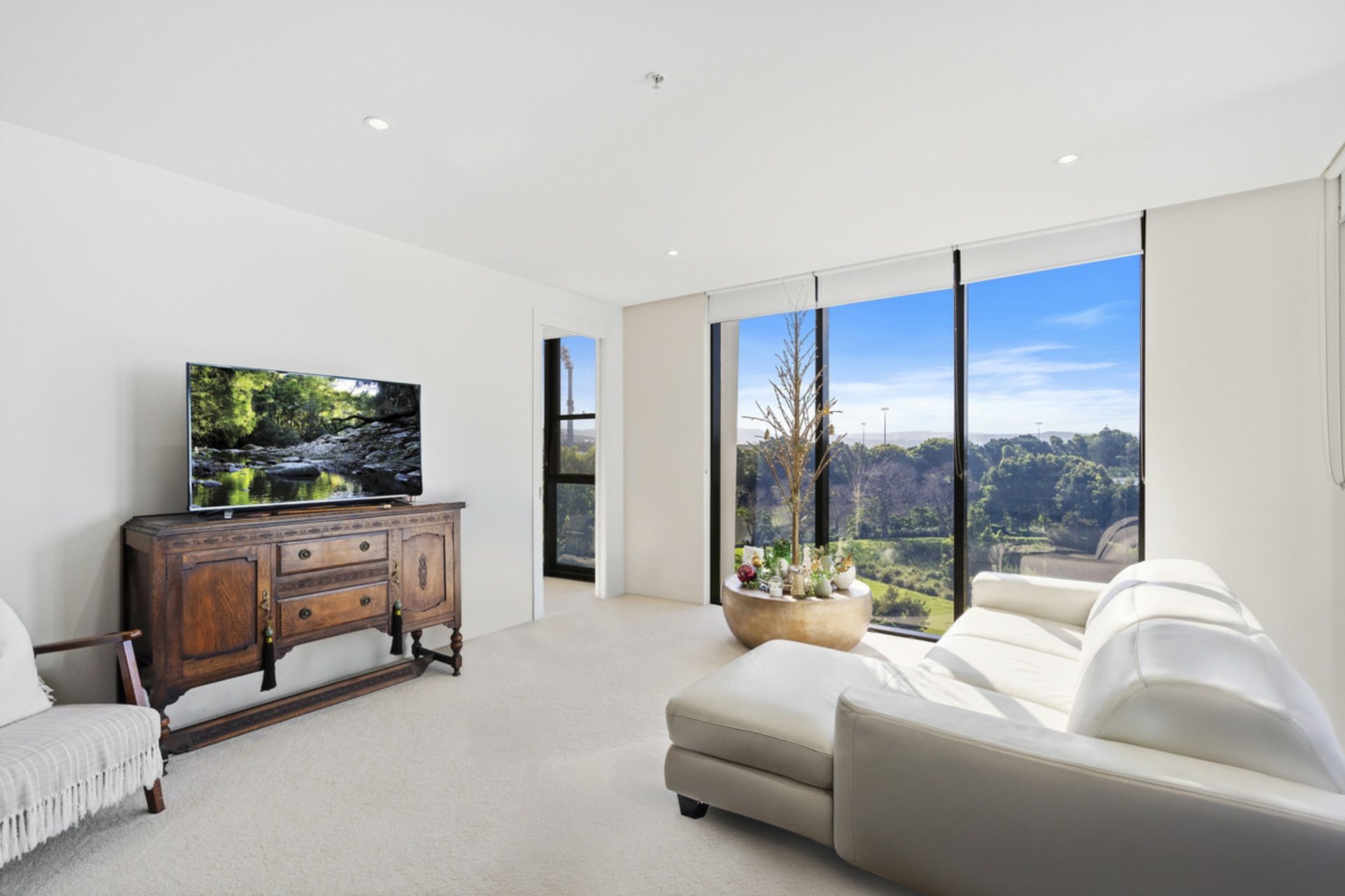 407W/1 Marina Drive, BENOWA