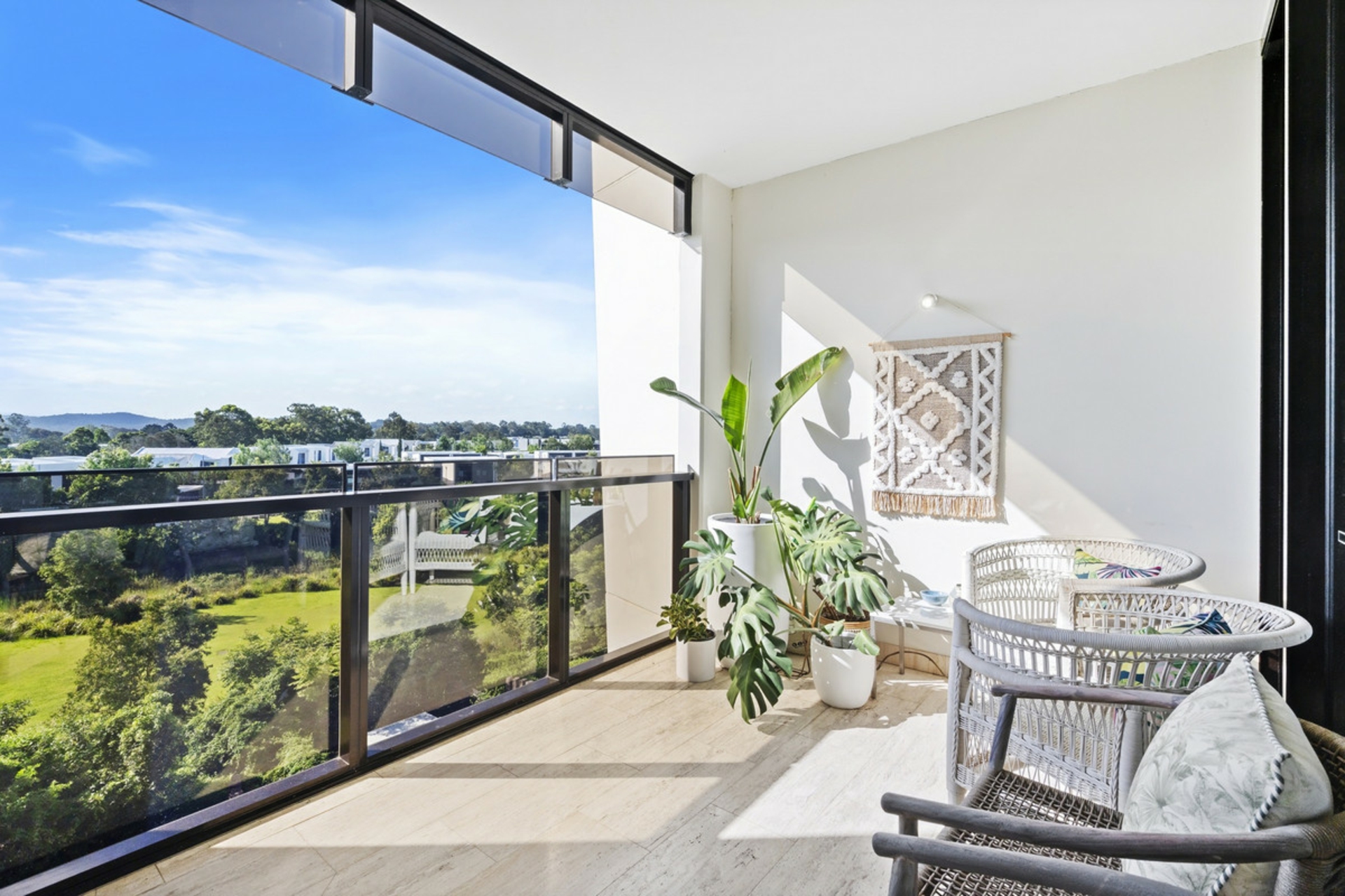 407W/1 Marina Drive, BENOWA