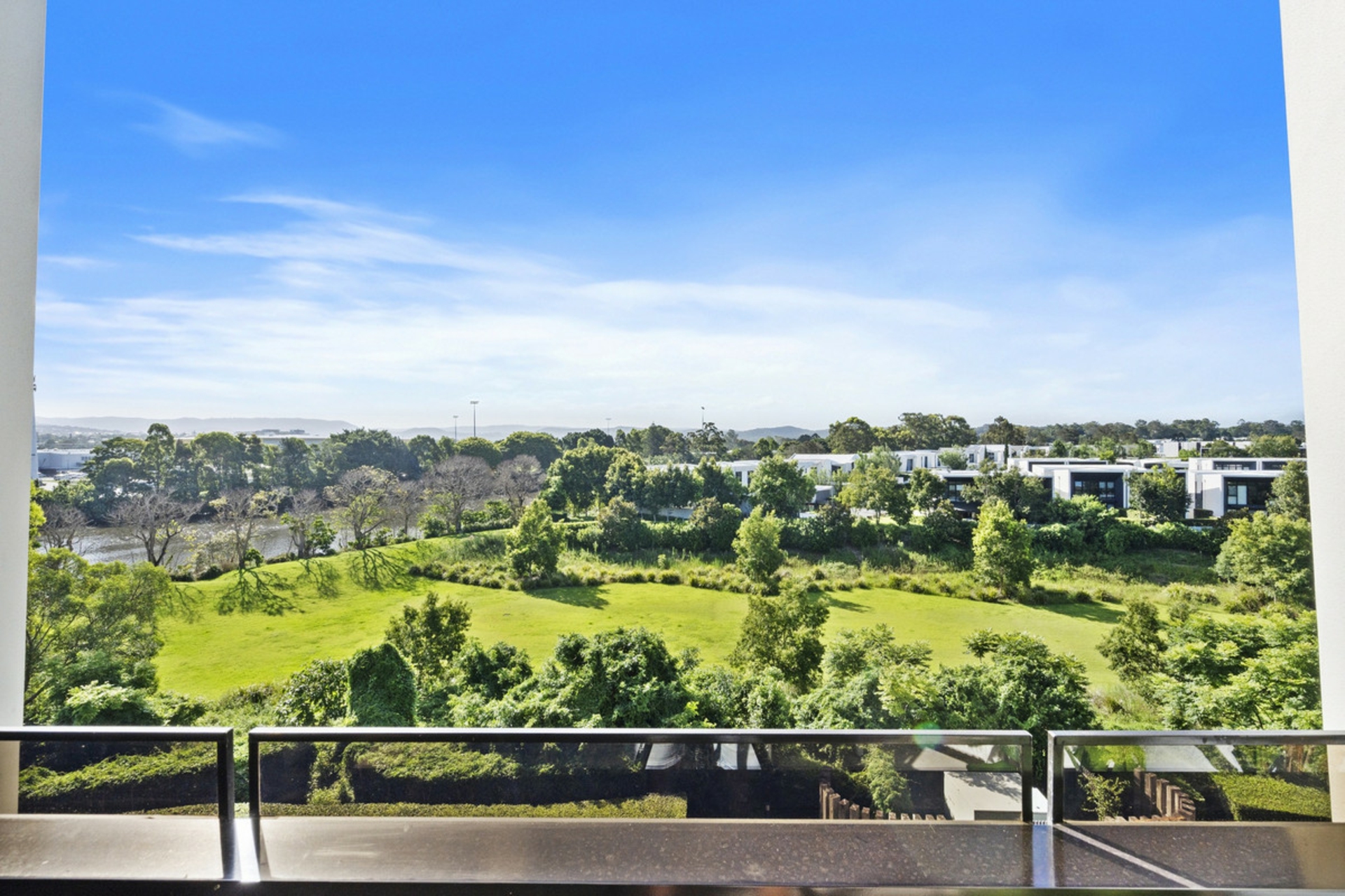 407W/1 Marina Drive, BENOWA
