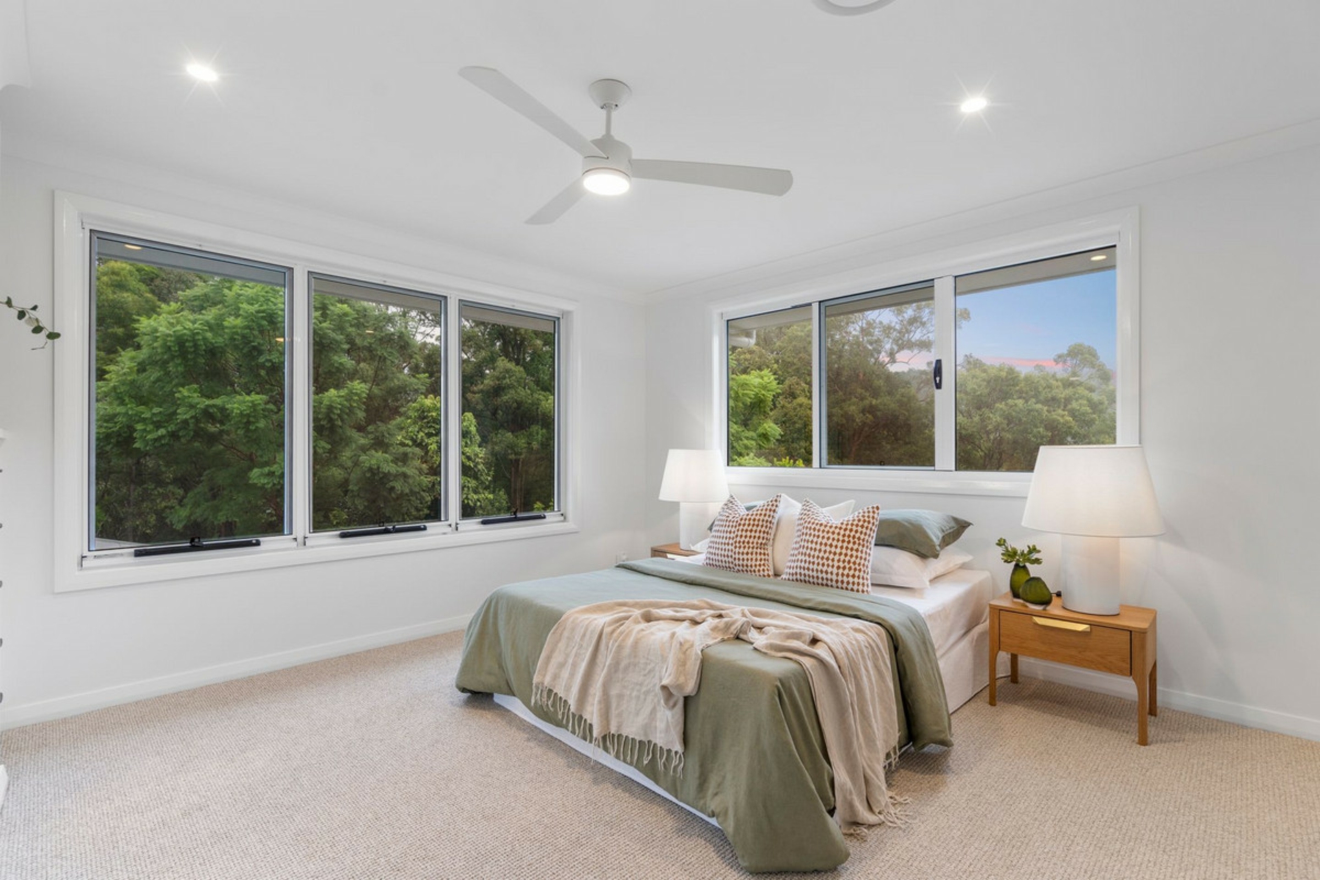 7 Bottletree Lane, LOWER BEECHMONT