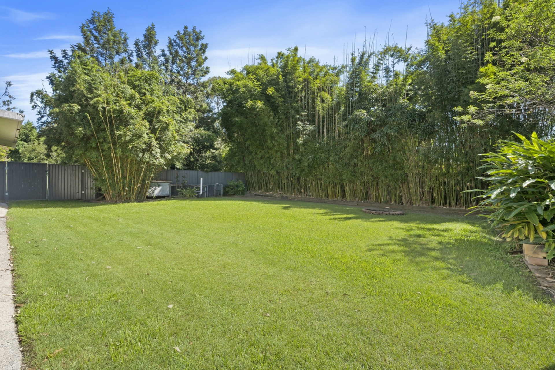 25 Alison Road, CARRARA