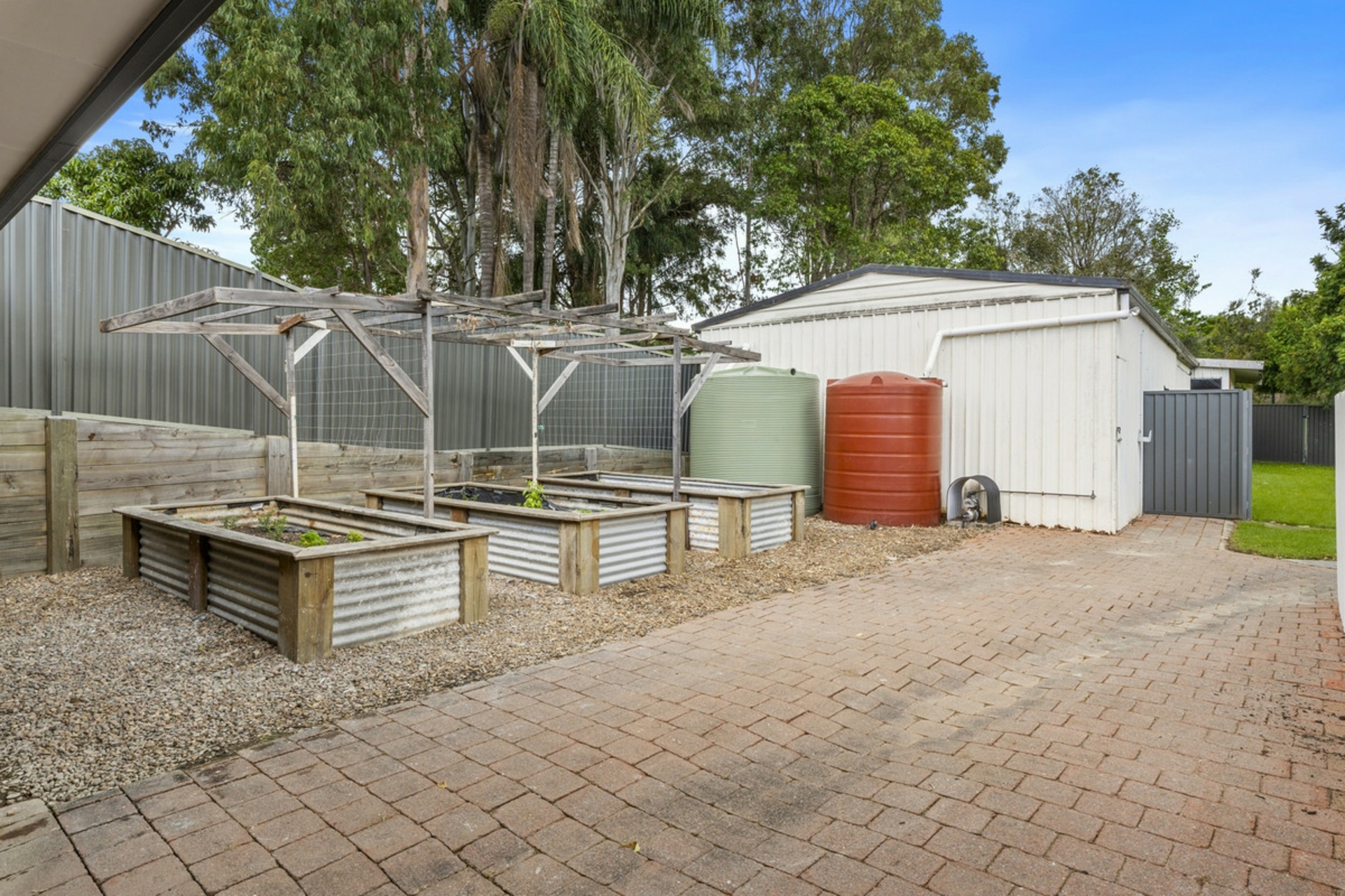 25 Alison Road, CARRARA