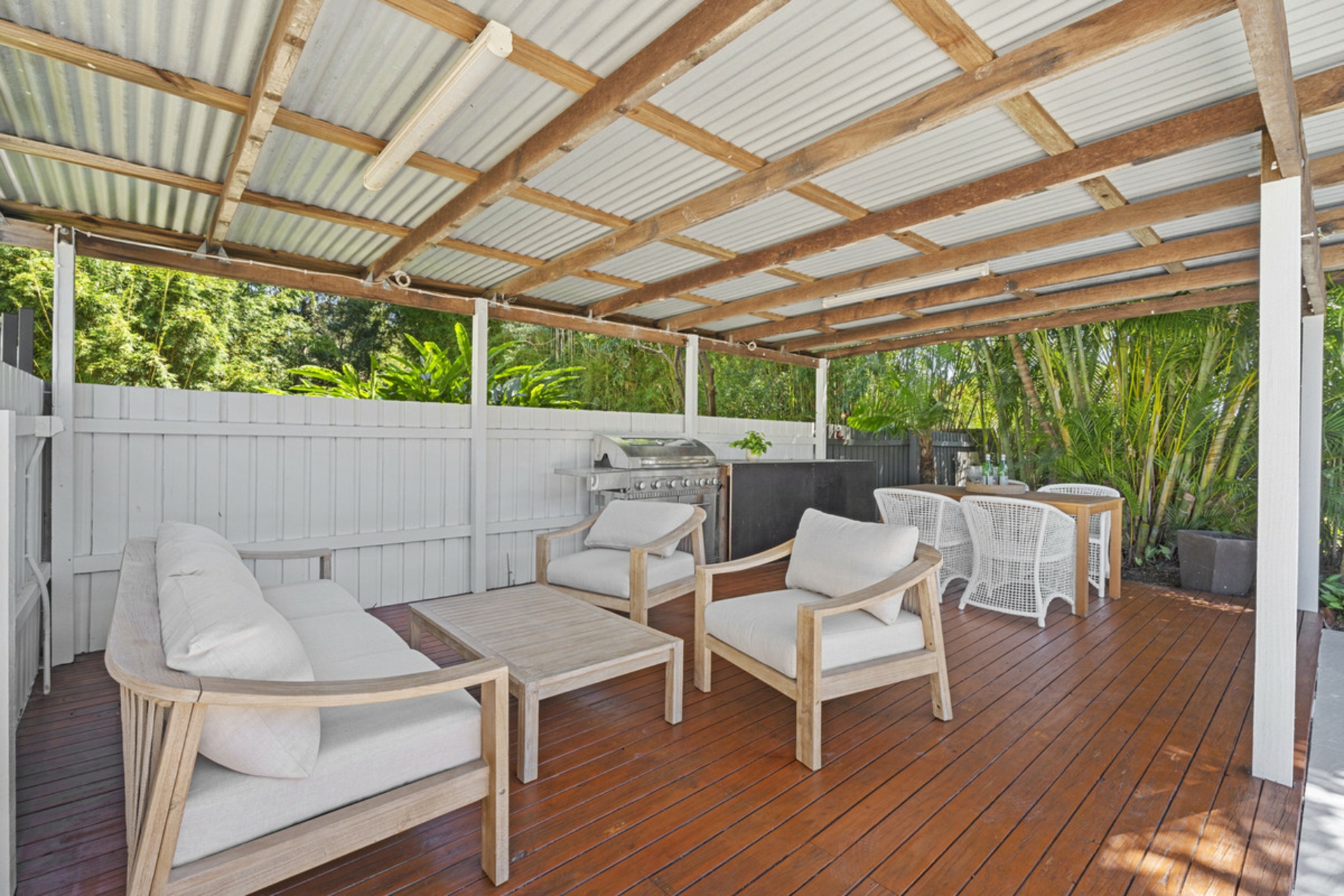 25 Alison Road, CARRARA