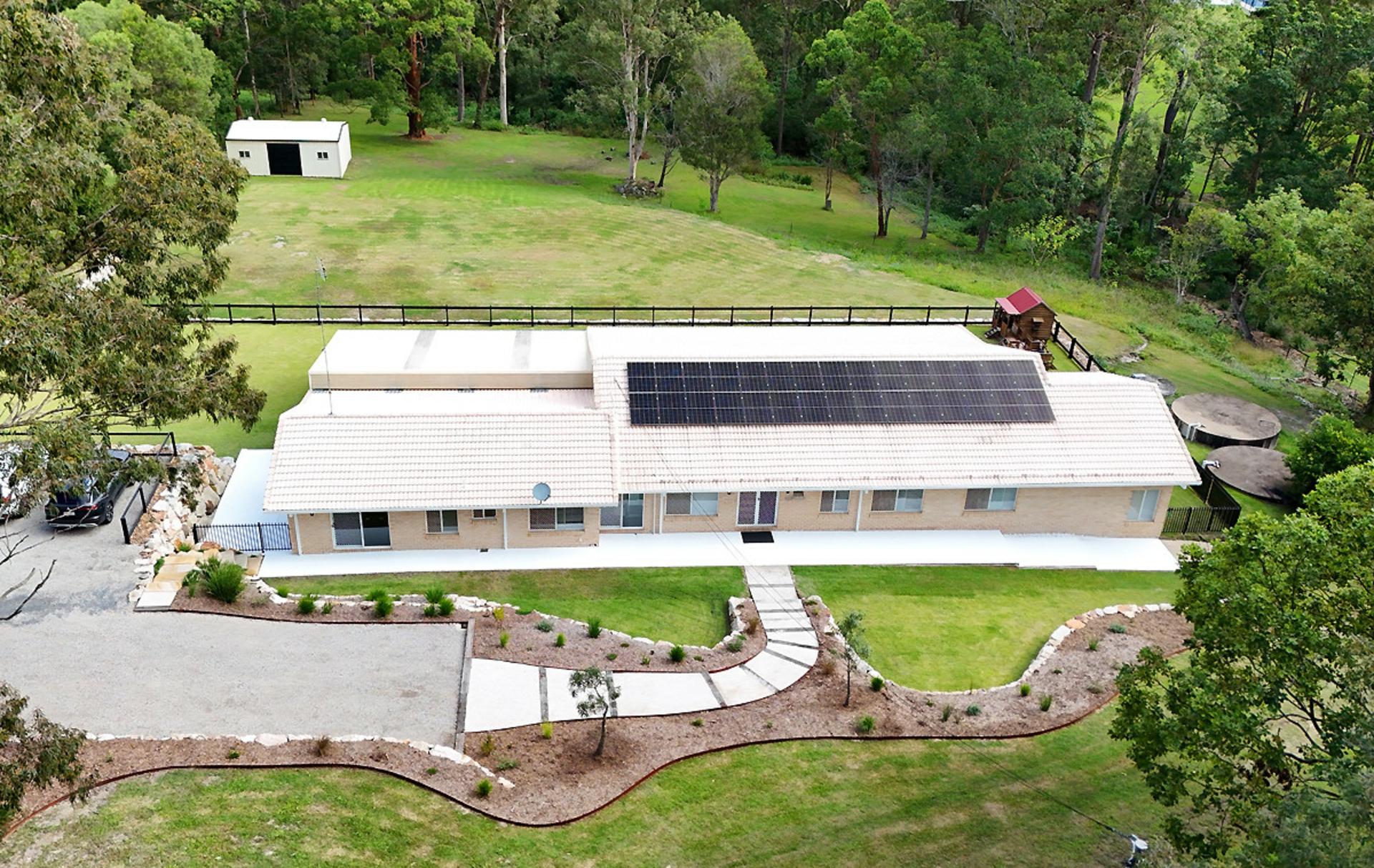 142 Country Crescent, NERANG