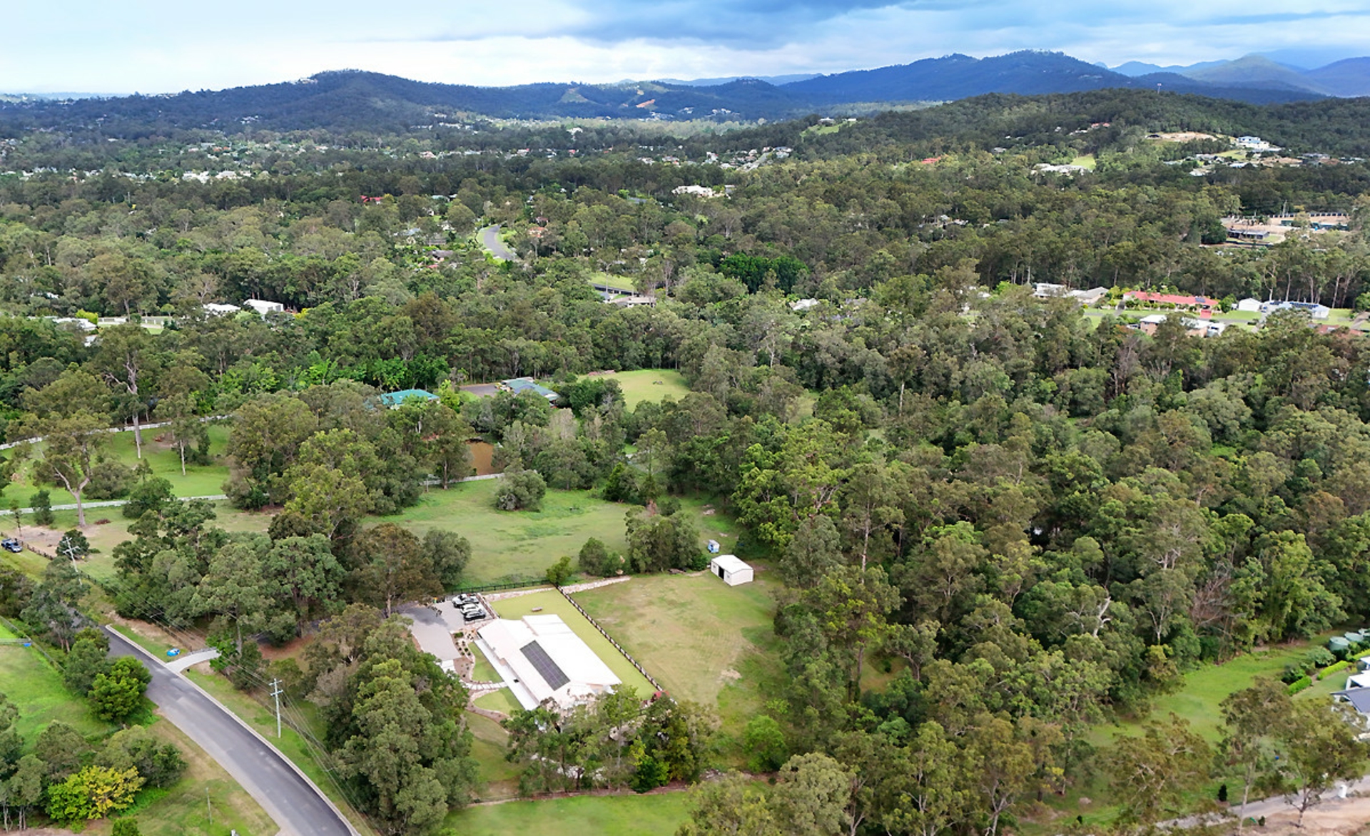 142 Country Crescent, NERANG
