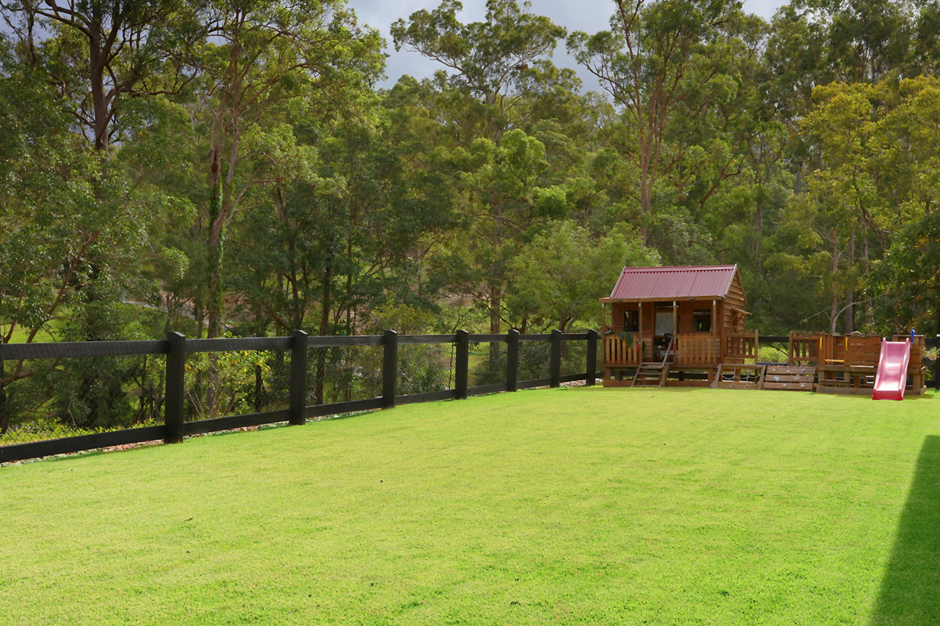 142 Country Crescent, NERANG