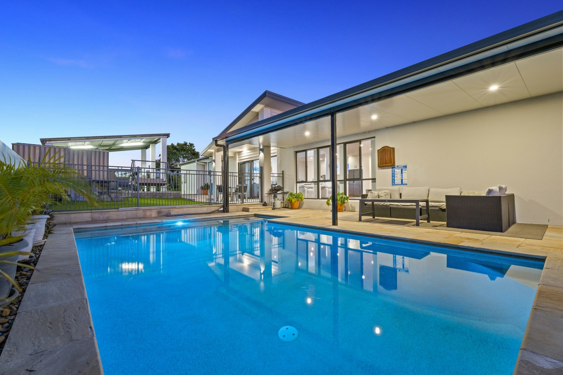 17 Wunburra Circle, PACIFIC PINES