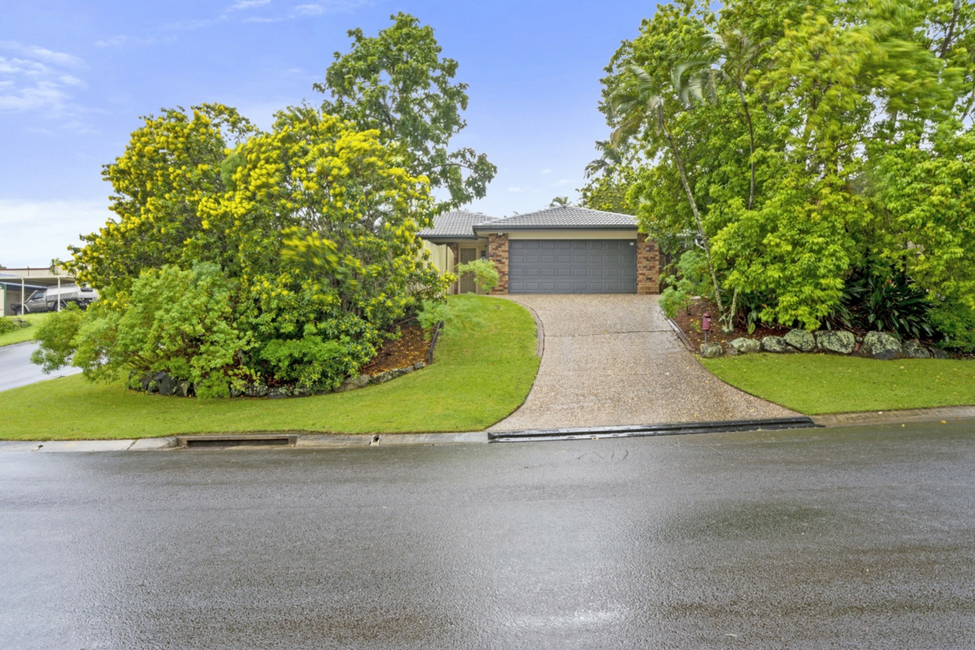8 Essex Court, NERANG