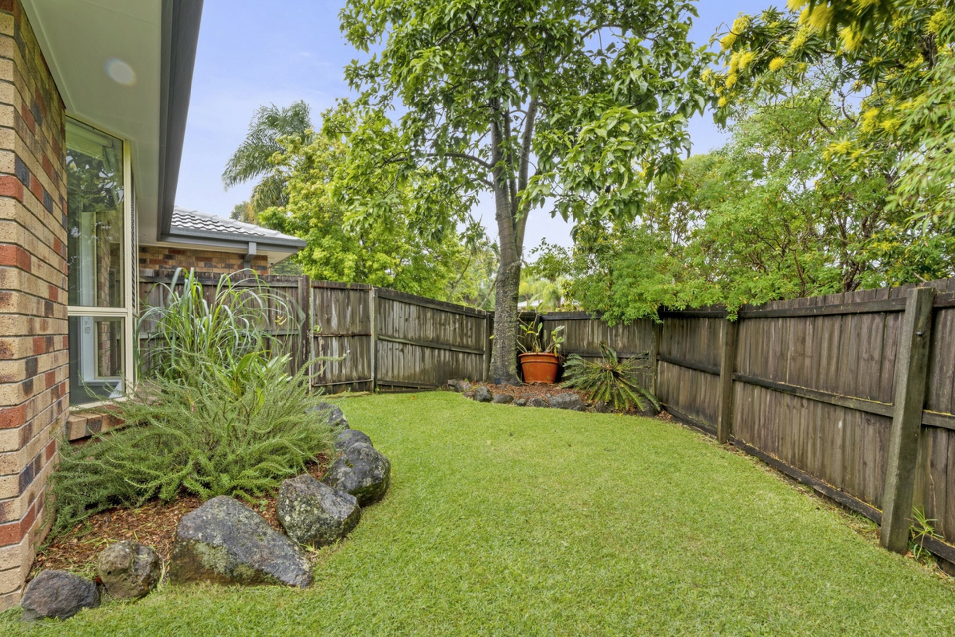 8 Essex Court, NERANG