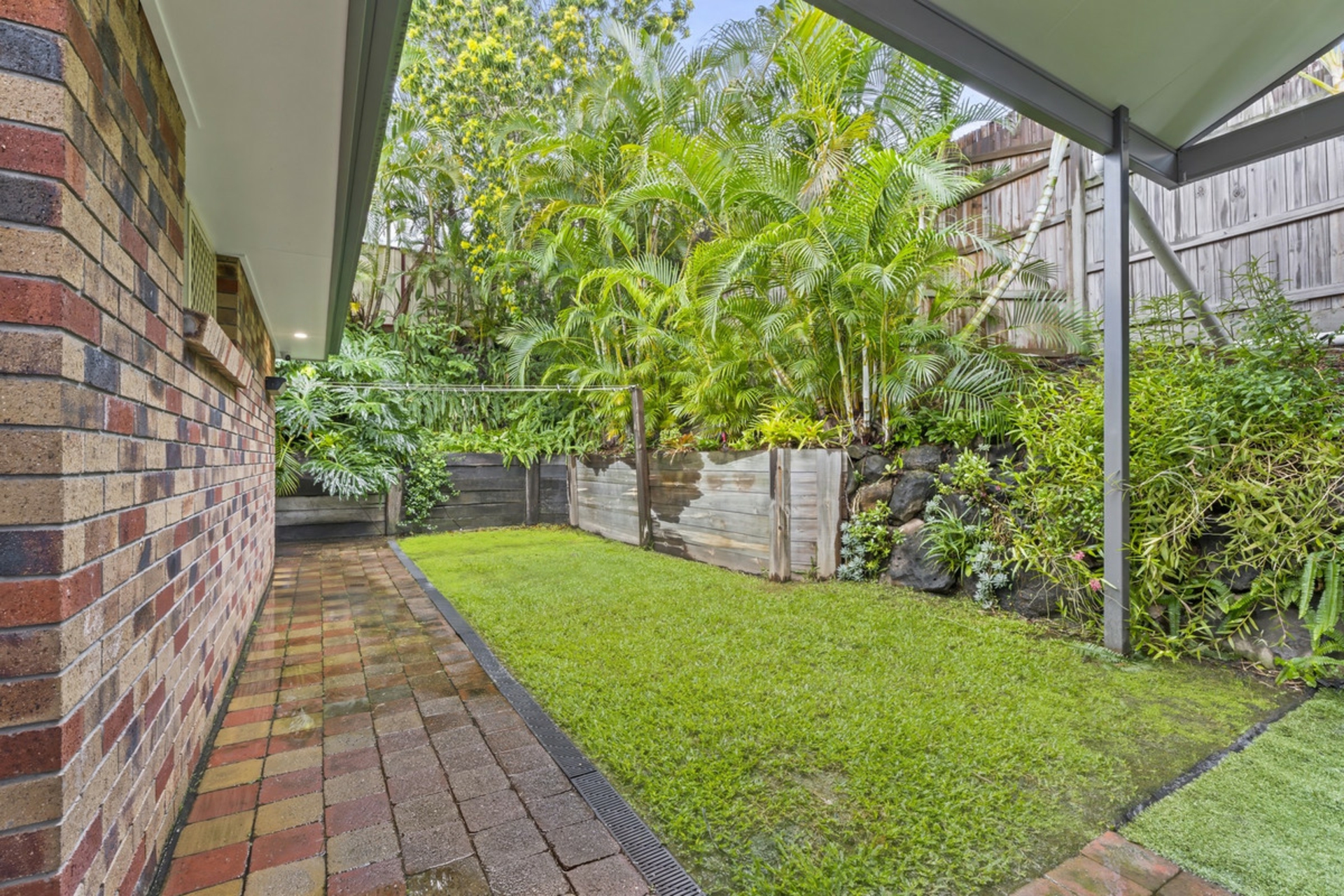 8 Essex Court, NERANG