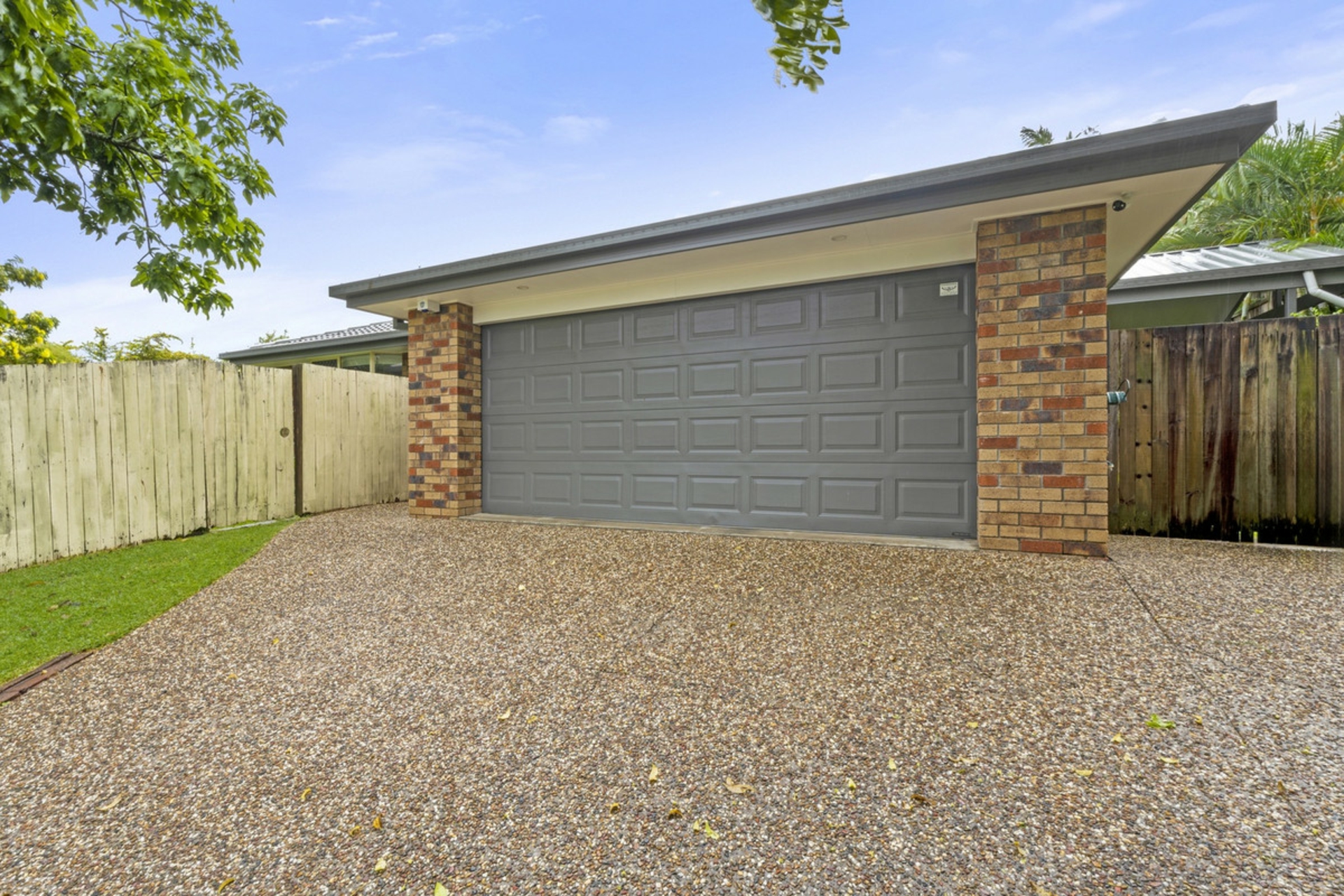 8 Essex Court, NERANG