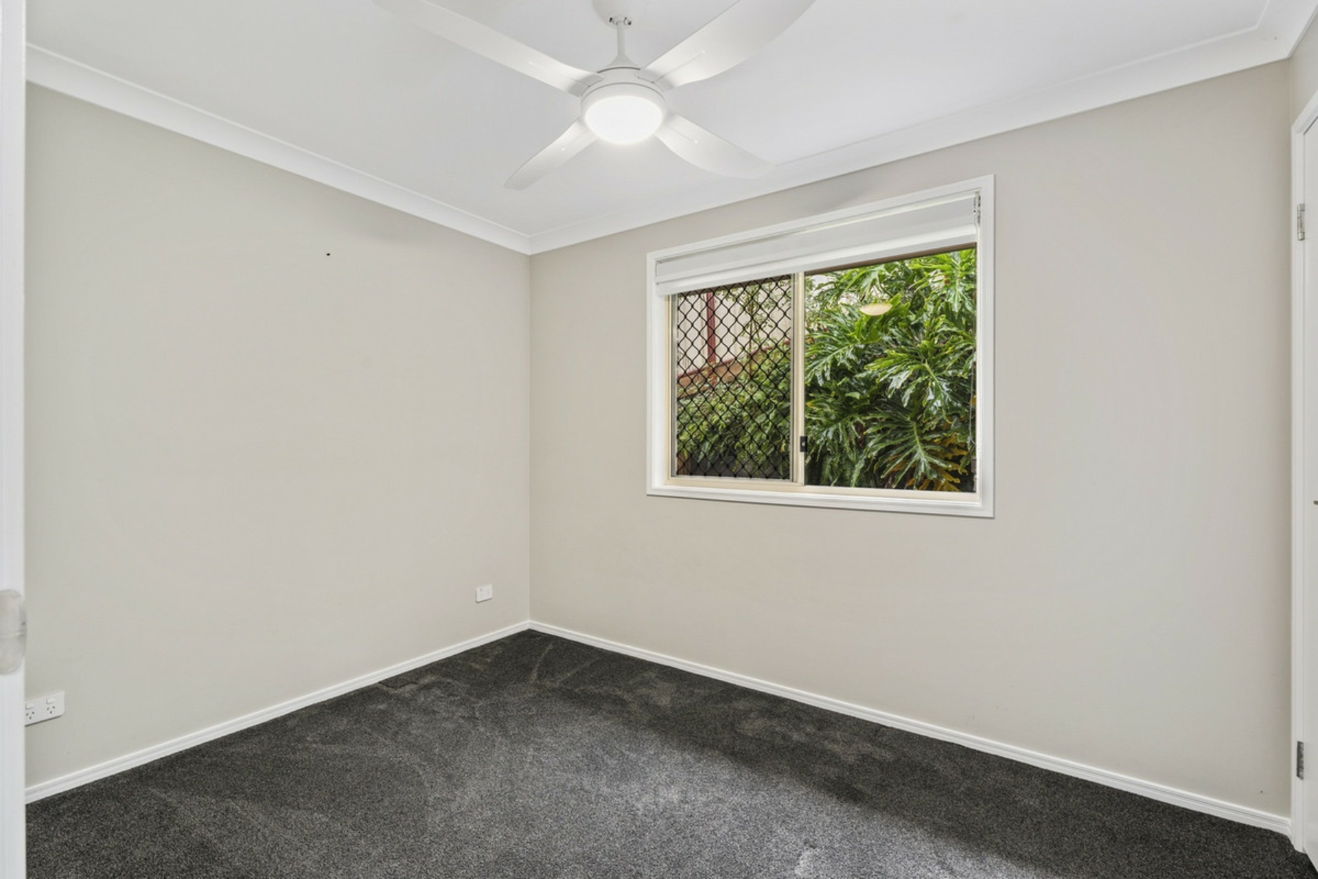 8 Essex Court, NERANG