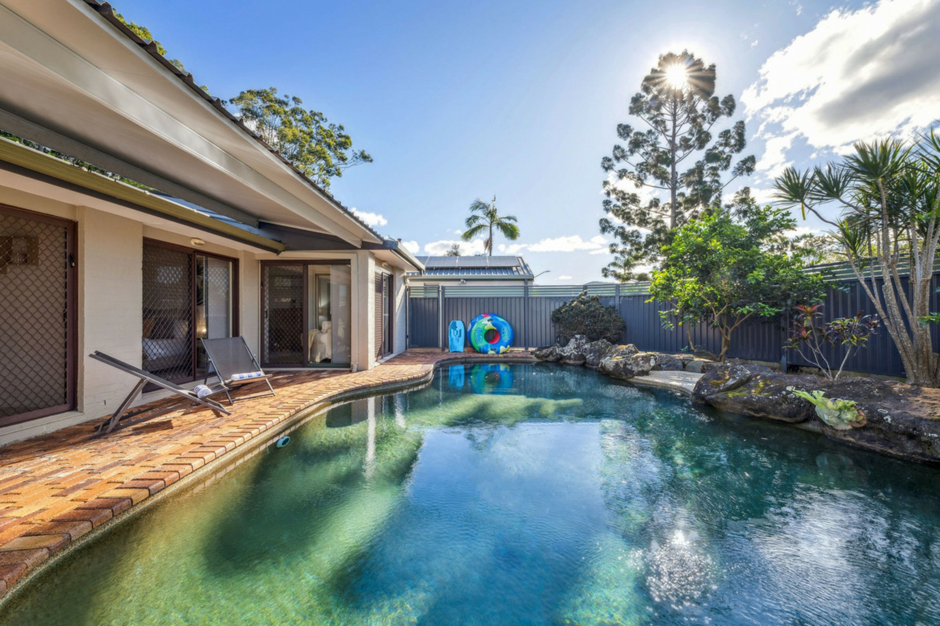 27 Bartlett Avenue, NERANG