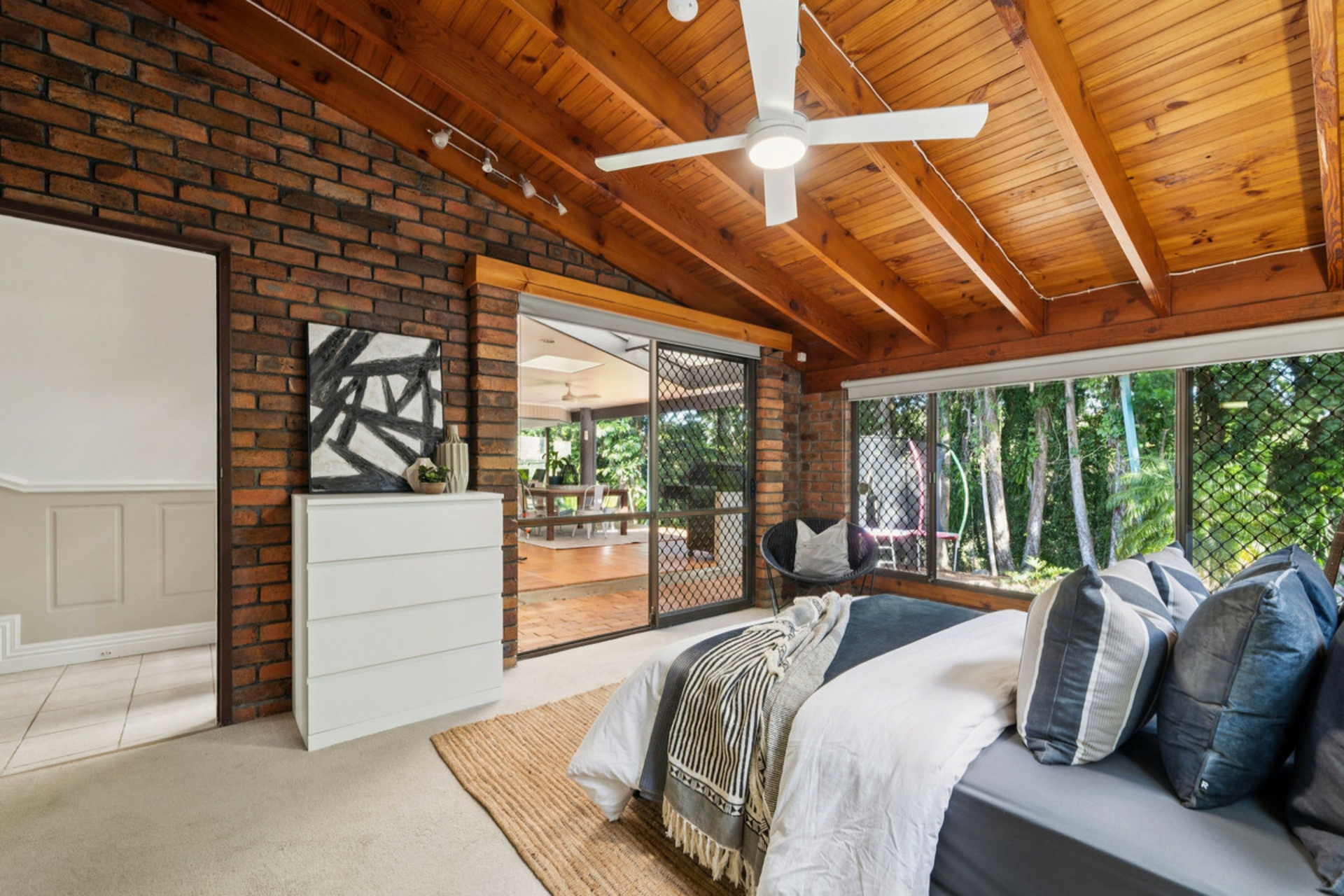 27 Bartlett Avenue, NERANG