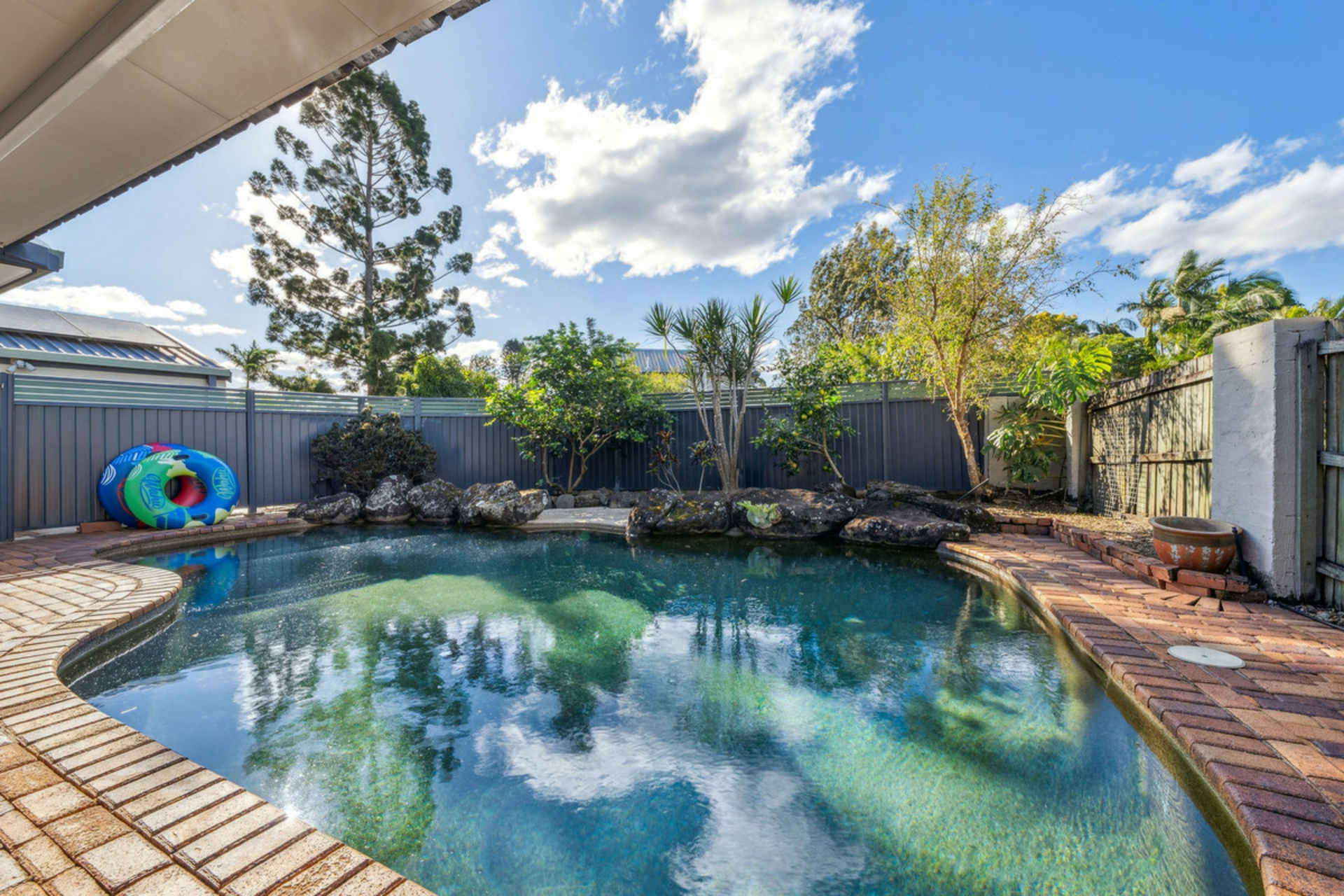 27 Bartlett Avenue, NERANG